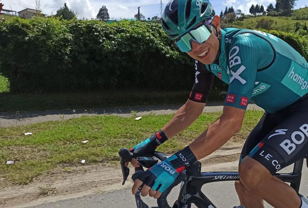 El corredor del Bora Hansgrohe afirmó destacó la decisión de Nairo Quintana .@sergioandreshiguita - Instagram