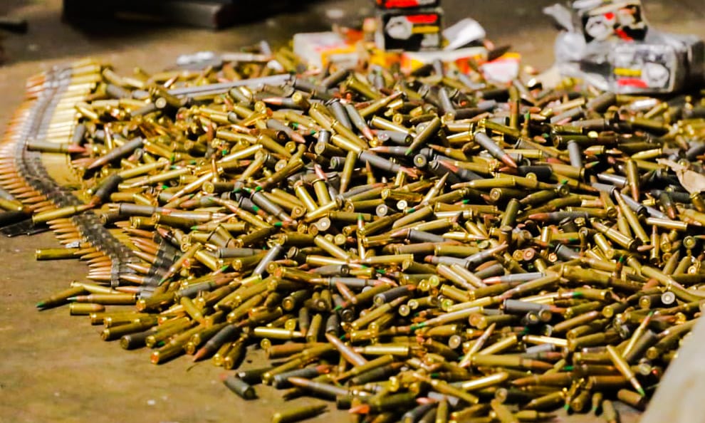 En fotos: metralletas, lanzagranadas y miles de balas, lo decomisado tras arresto de 167 personas en Michoacán
