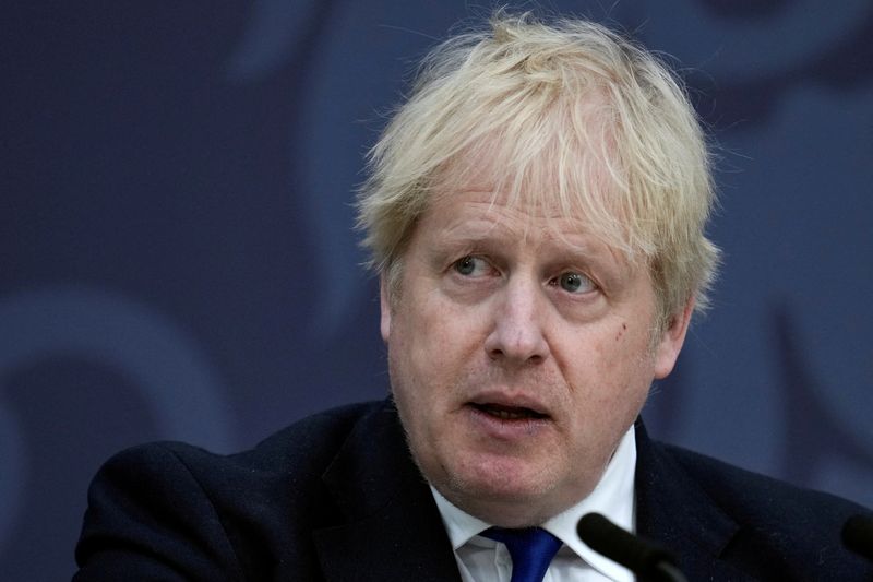 Boris Johnson Retorna Para Comparecer Perante O Parlamento Britânico Para As Férias Durante O
