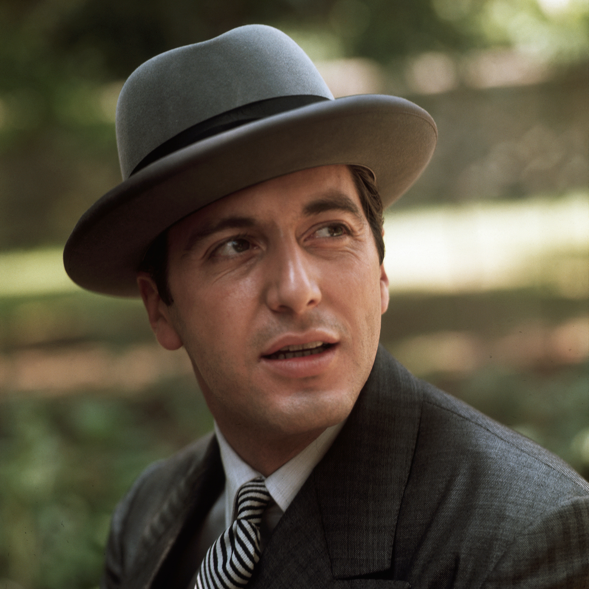 Michael Corleone significó su gran irrupción en el cine. Los productores de El Padrino no lo querían a Pacino para el papel. Decían que era demasiado bajo, que era débil. Coppola insistió y logró mantenerlo dentro del elenco (Bettmann Archive)