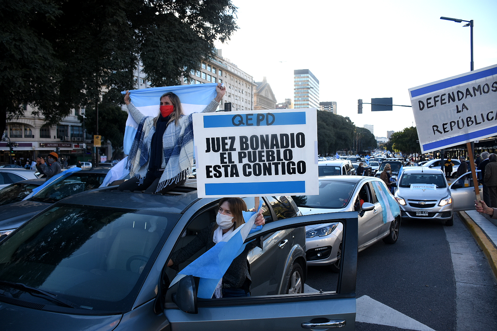 Un mensaje para el ex juez federal Claudio Bonadio, que falleció a principios de año. El magistrado llevaba adelante muchas de las causas contra Cristina Kirchner
