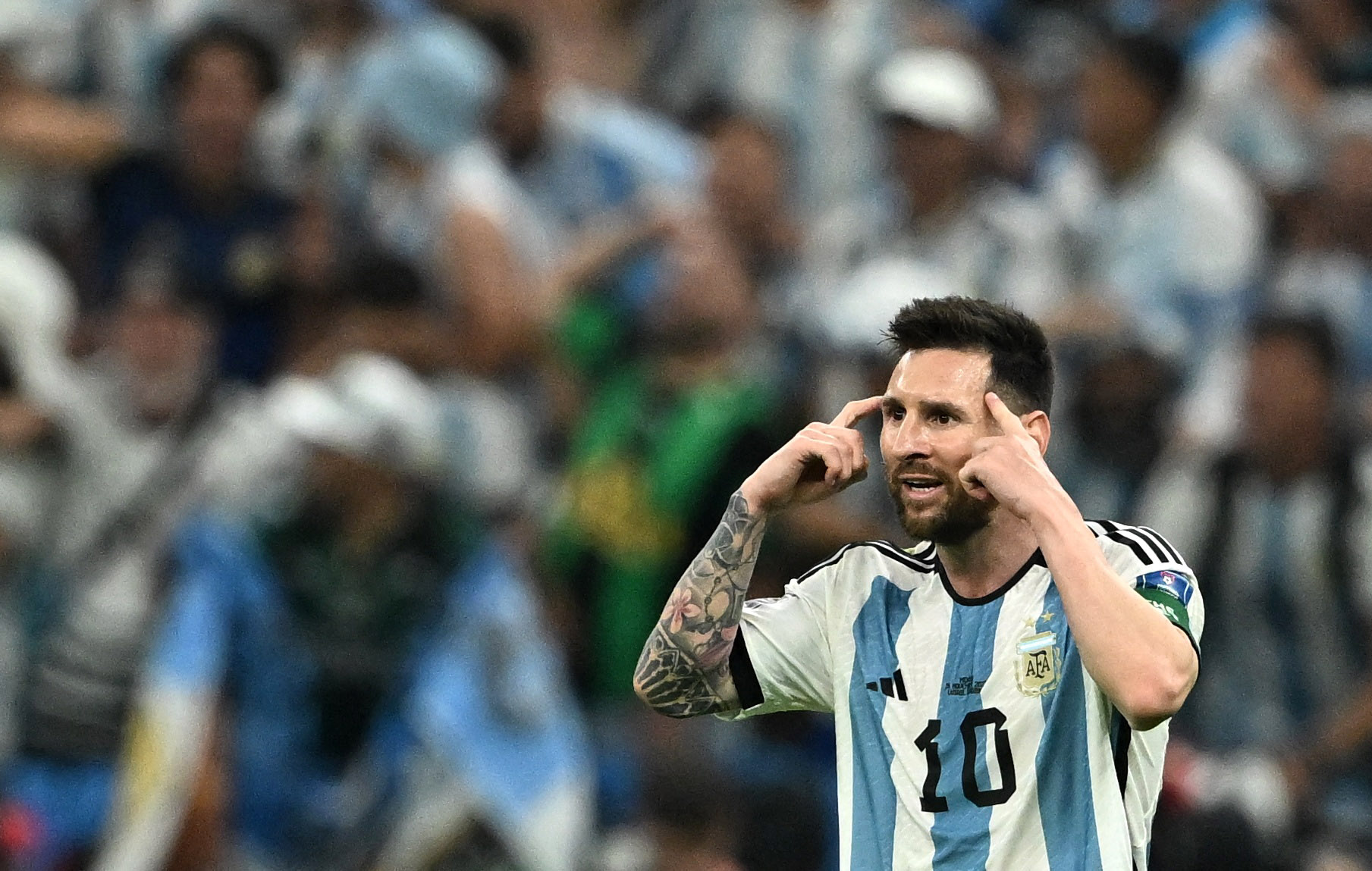 Calcio - Coppa del mondo FIFA Qatar 2022 - Gruppo C - Argentina contro Messico - Lusail Stadium, Lusail, Qatar - 26 novembre 2022 Lionel messi dell'Argentina celebra il suo primo gol REUTERS/Dylan Martinez