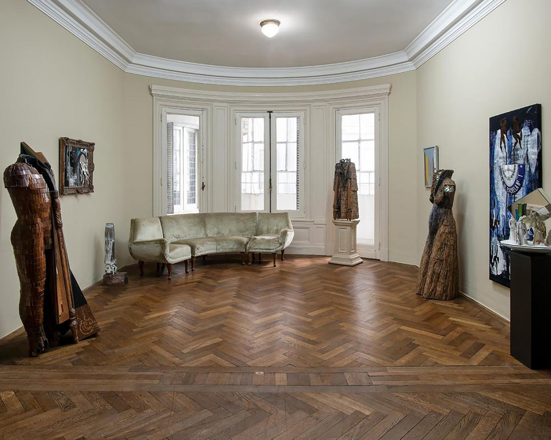 Con pisos de pinotea intactos actualmente funciona una galería de arte