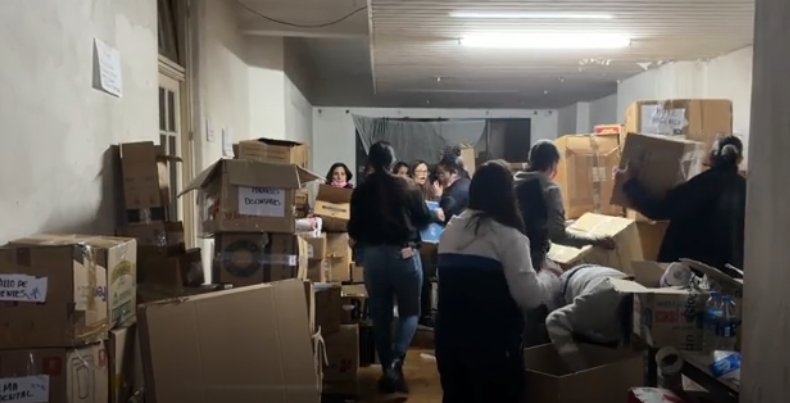 Contin&uacute;a la ayuda de Argentina a los afectados por los terremos en Venezuela: desde la misi&oacute;n consular a una tonelada de donaciones 