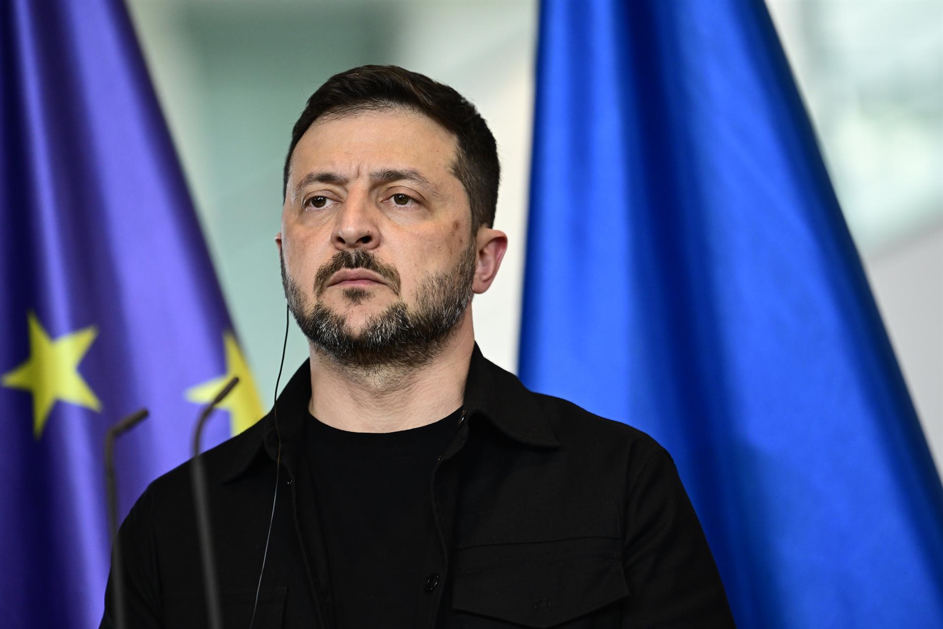 Un yacaré de dos metros generó pánico en una playa de Rosario cuando apareció cerca de la costa