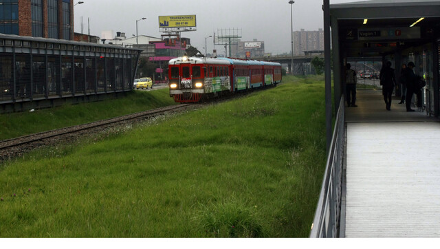 Mujer fue atropellada por el Tren de la Sabana en Bogotá
