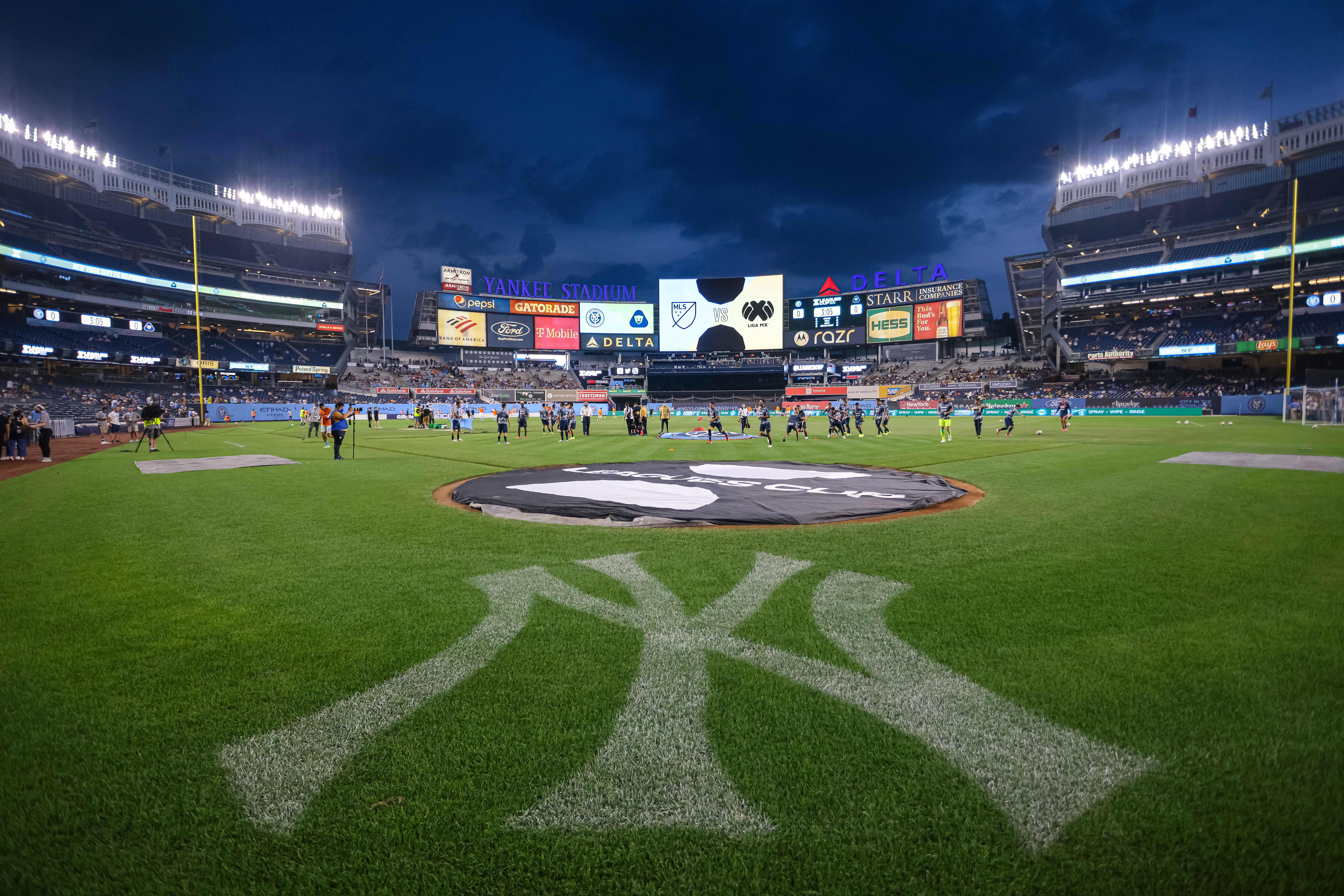 El estadio de los Yankees, casa del NYCFC, también debe ser procurado ante las condiciones adversas del clima (Foto: Vincent Carchietta/REUTERS)