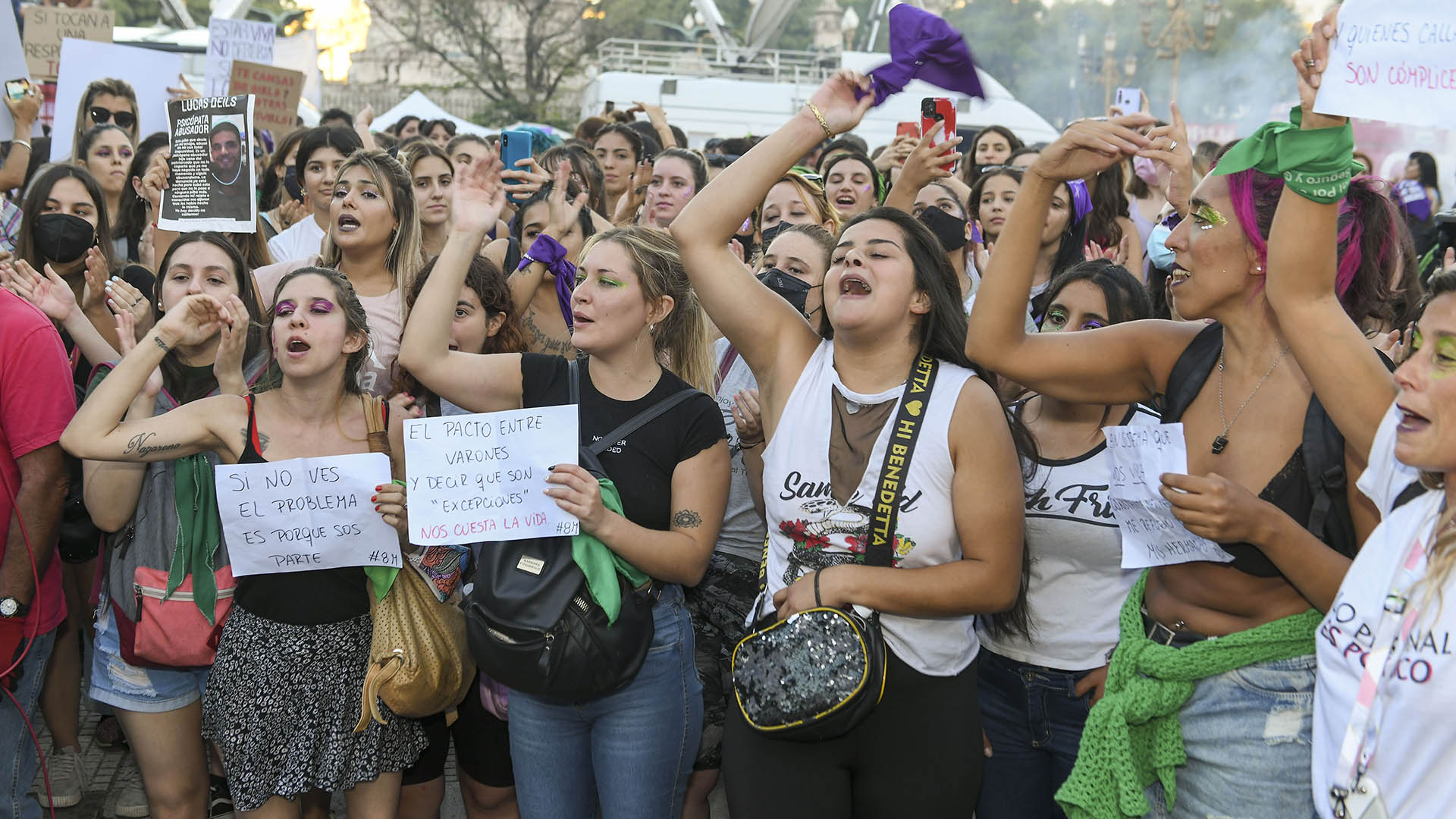 Organizaciones feministas se movilizaron al Congreso en el marco del Día Internacional de la Mujer (Noticias Argentinas / Juan Vargas)