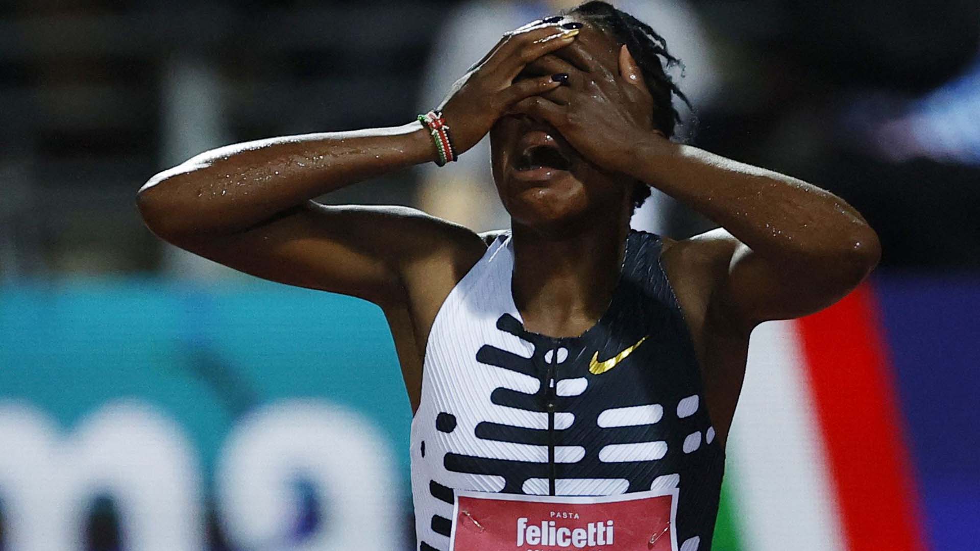Faith Kipyegon shines in Florence: new world record in 1500 meters