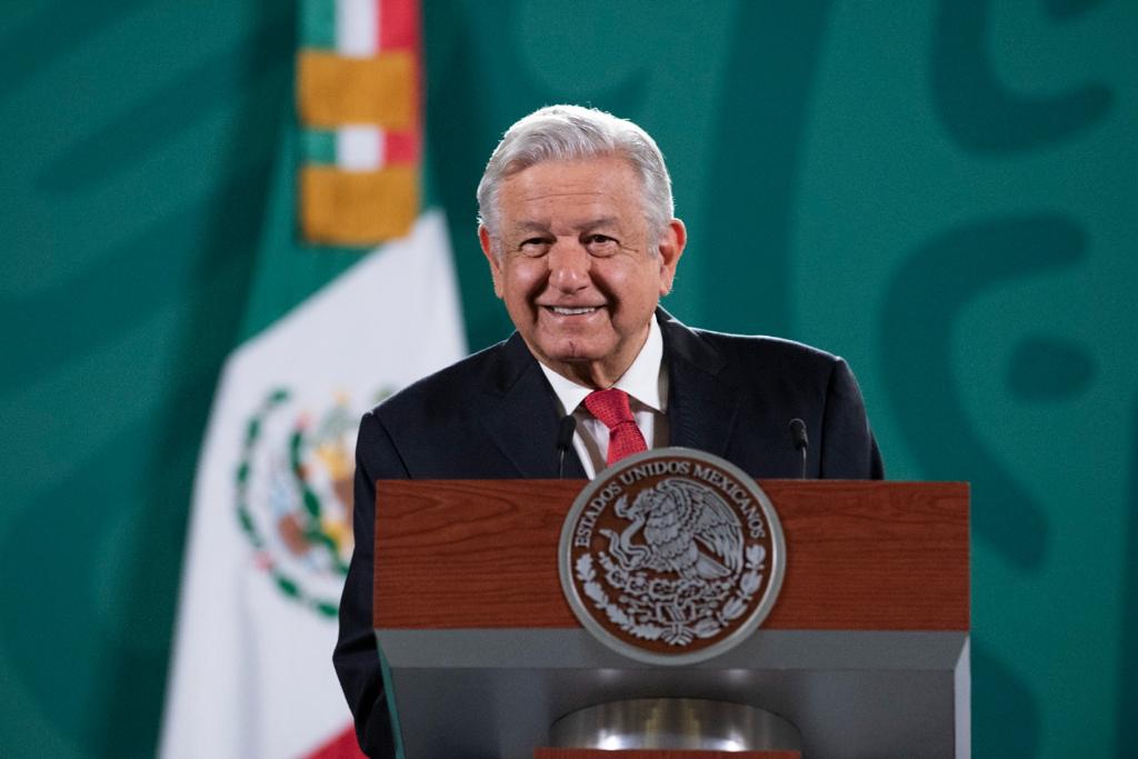 AMLO pretende reformar el INE, desaparecer a los plurinominales y anexar la GN a la Sedena (Foto: Presidencia de México)