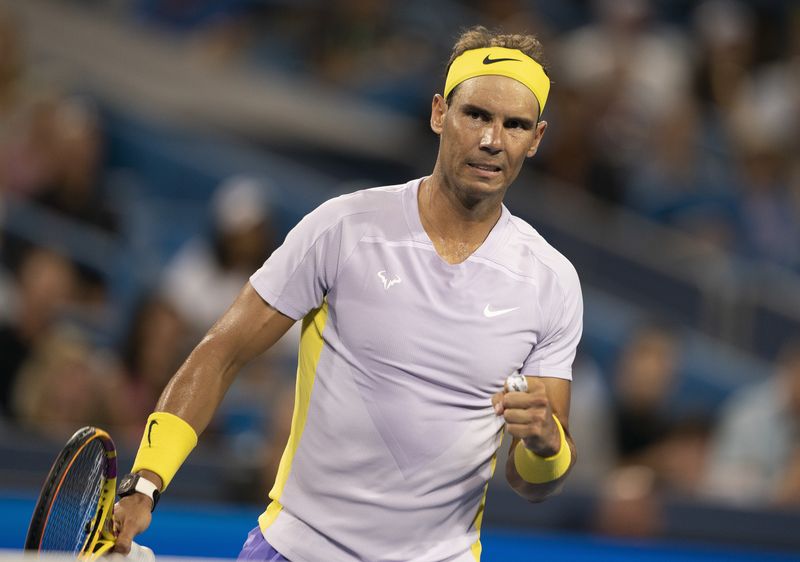 Rafael Nadal (ESP) reacciona a un punto contra Borna Coric (CRO) durante el Abierto de Cincinnati en el Lindner Family Tennis Center, Cincinnati, OH, Estados Unidos, 17 de agosto de 2022. REUTERS/USA TODAY/Susan Mullane