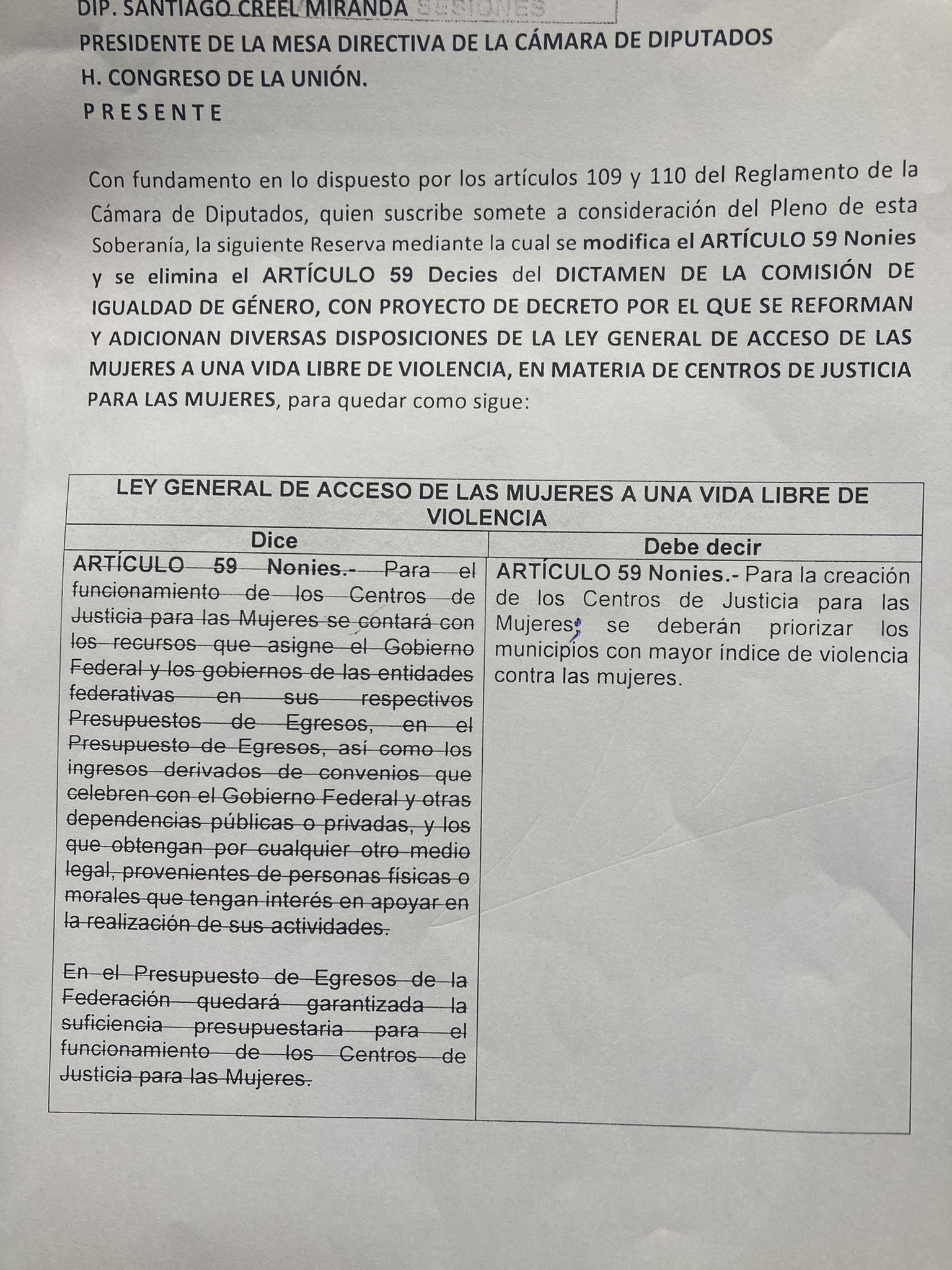 Diputadas del PRI y PAN presentaron una reserva en San Lázaro (Twitter @Mzavalagc)
