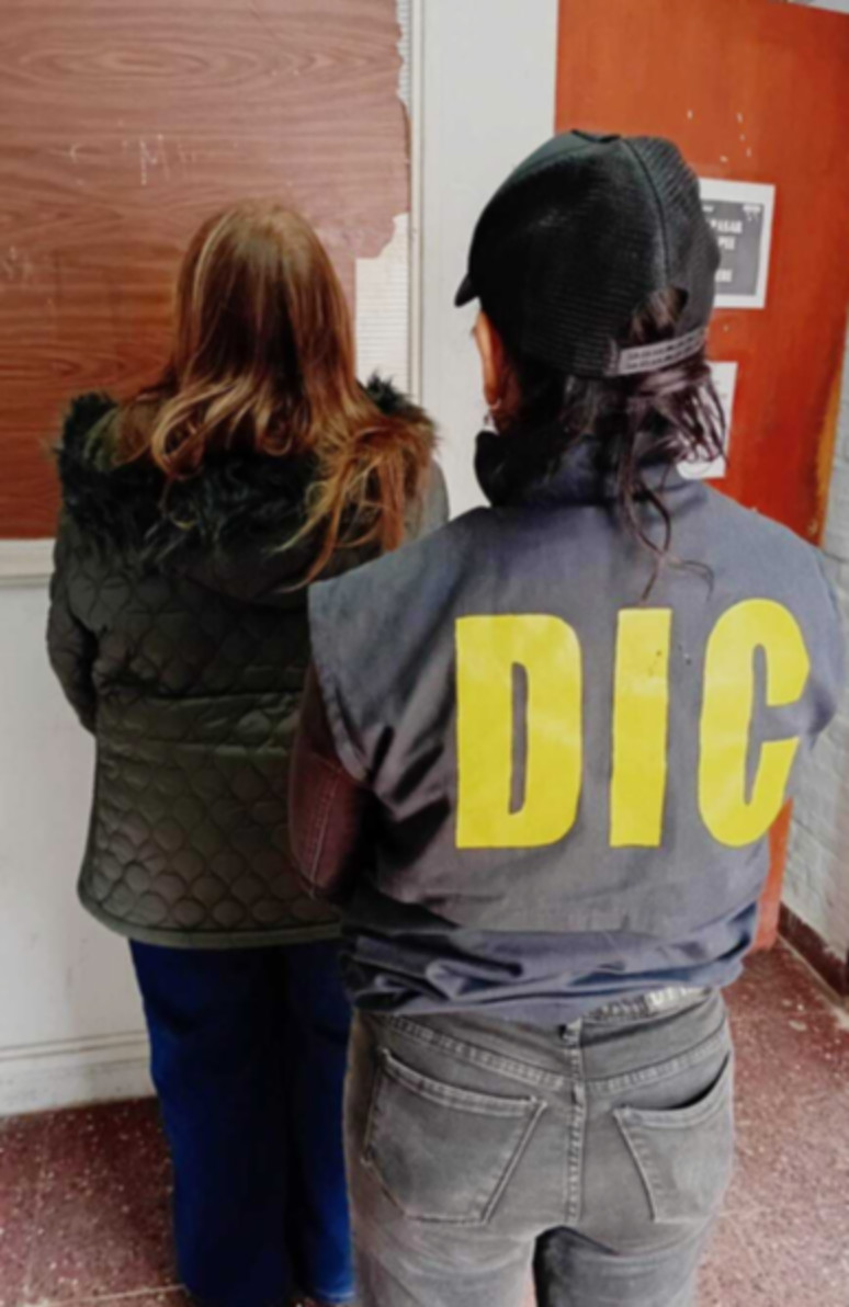 Detuvieron a una mujer por la muerte dudosa de un hombre en un taller mec&aacute;nico de Chaco