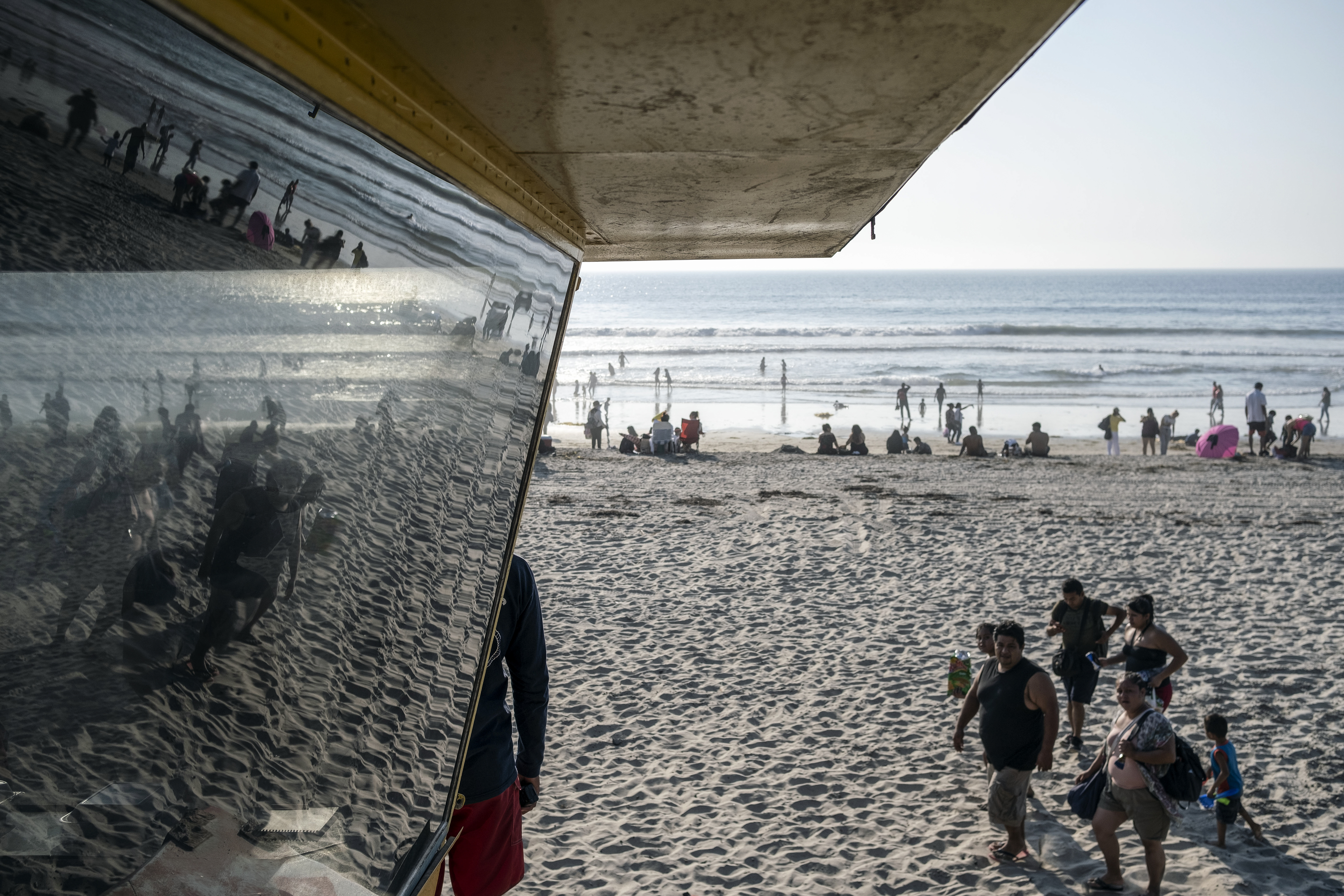 Playas de Tijuana cerca de la frontera entre Estados Unidos y México en Tijuana, estado de Baja California, México, el 3 de octubre de 2020, en medio de la pandemia del coronavirus COVID-19.
