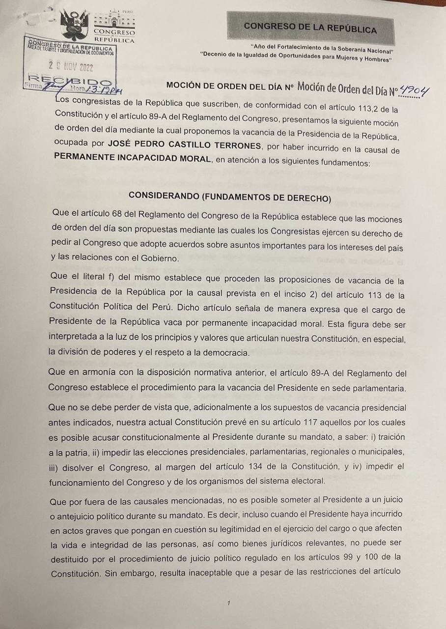 Moción que declara la vacancia del presidente Castillo por "incapacidad moral permanente".
