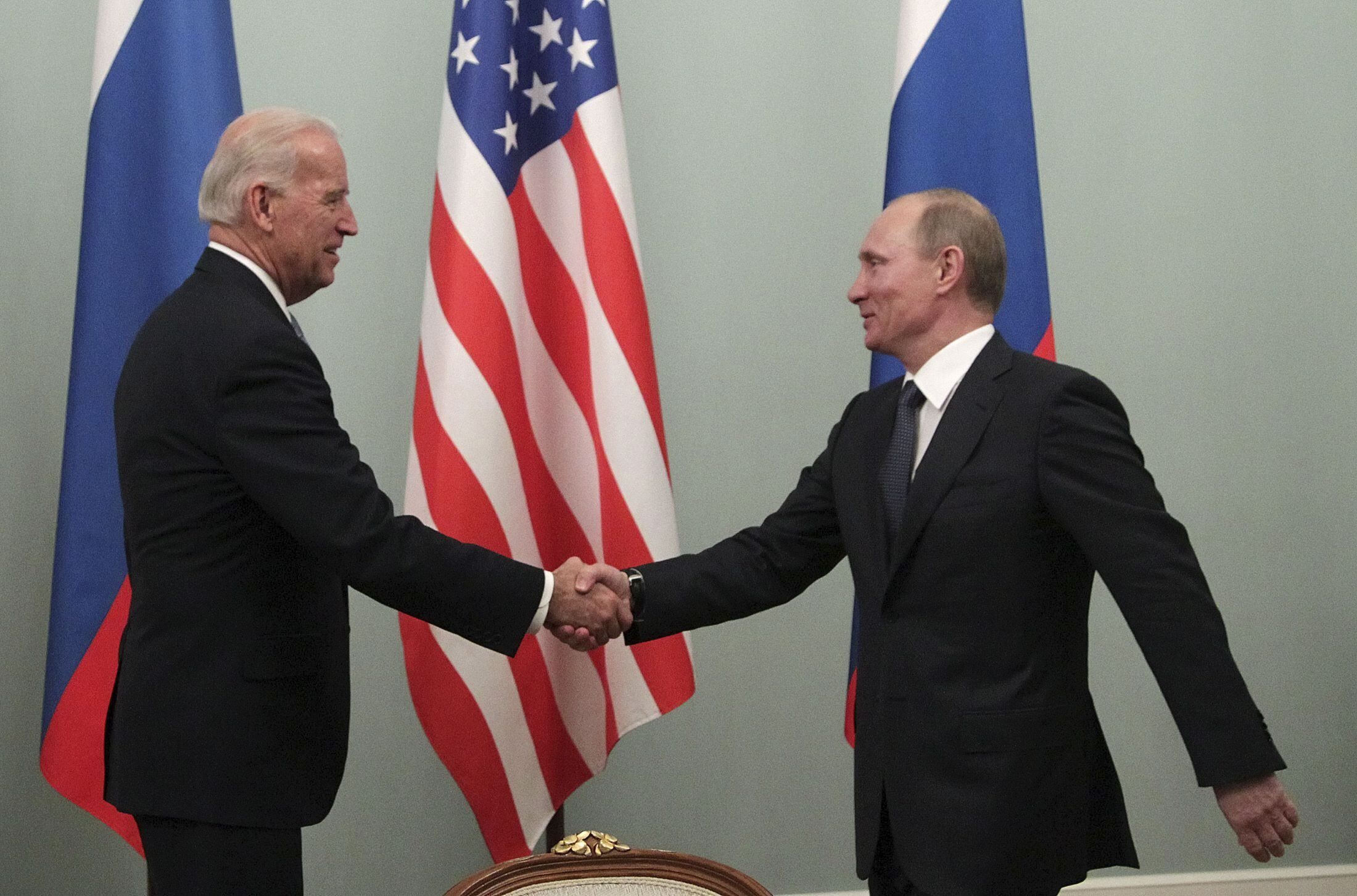 Joe Biden y Vladimir Putin (EFE/archivo)