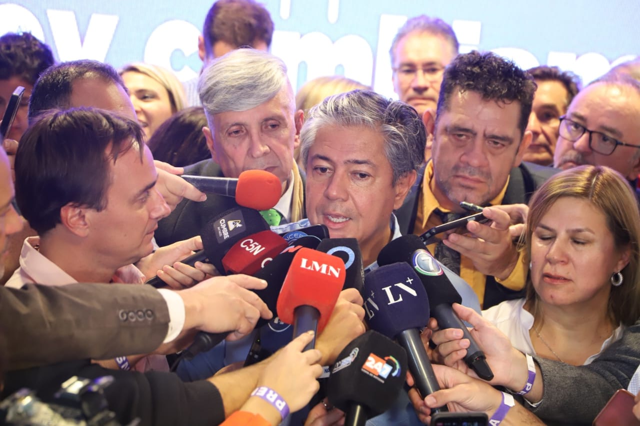 Rolando Figueroa se impuso en las elecciones de Neuquén 2023 (Fabian Ceballos)