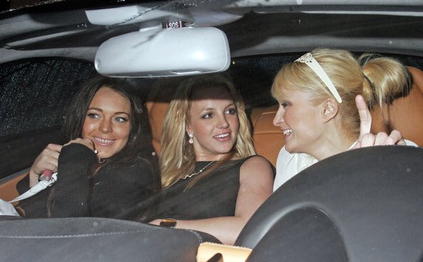 Britney Spears relató cómo su madre la golpeó por salir de fiesta con Paris Hilton y Lindsay Lohan