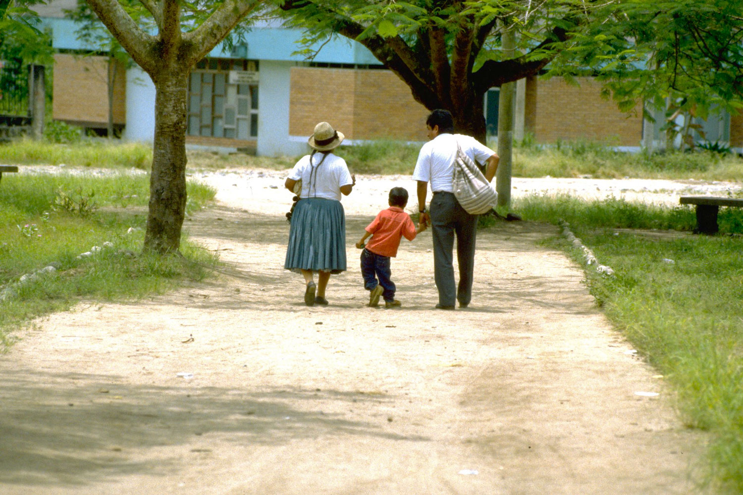 En 1991, Luis Fermín Tenorio Cortez, un niño nacido en Perú, fue la última víctima del poliovirus salvaje en la región de las Américas. No estaba vacunado/Archivo