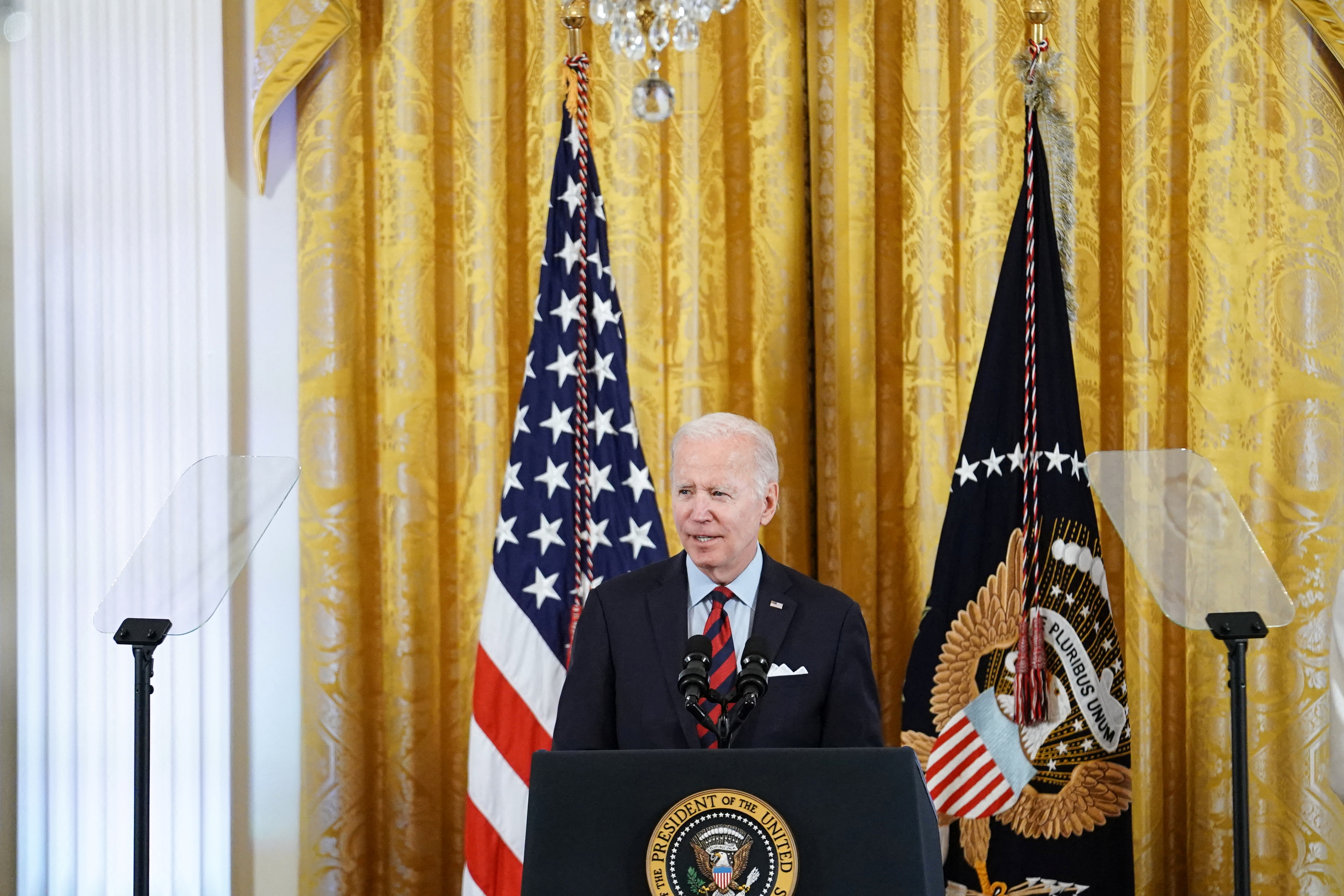 El mandatario estadounidense Joe Biden reafirmó este miércoles su compromiso de que "EEUU permanecerá junto a Ucrania" en la defensa de su democracia, soberanía e integridad territorial "frente a la agresión rusa injustificada" (REUTERS/Sarah Silbiger/Archivo)