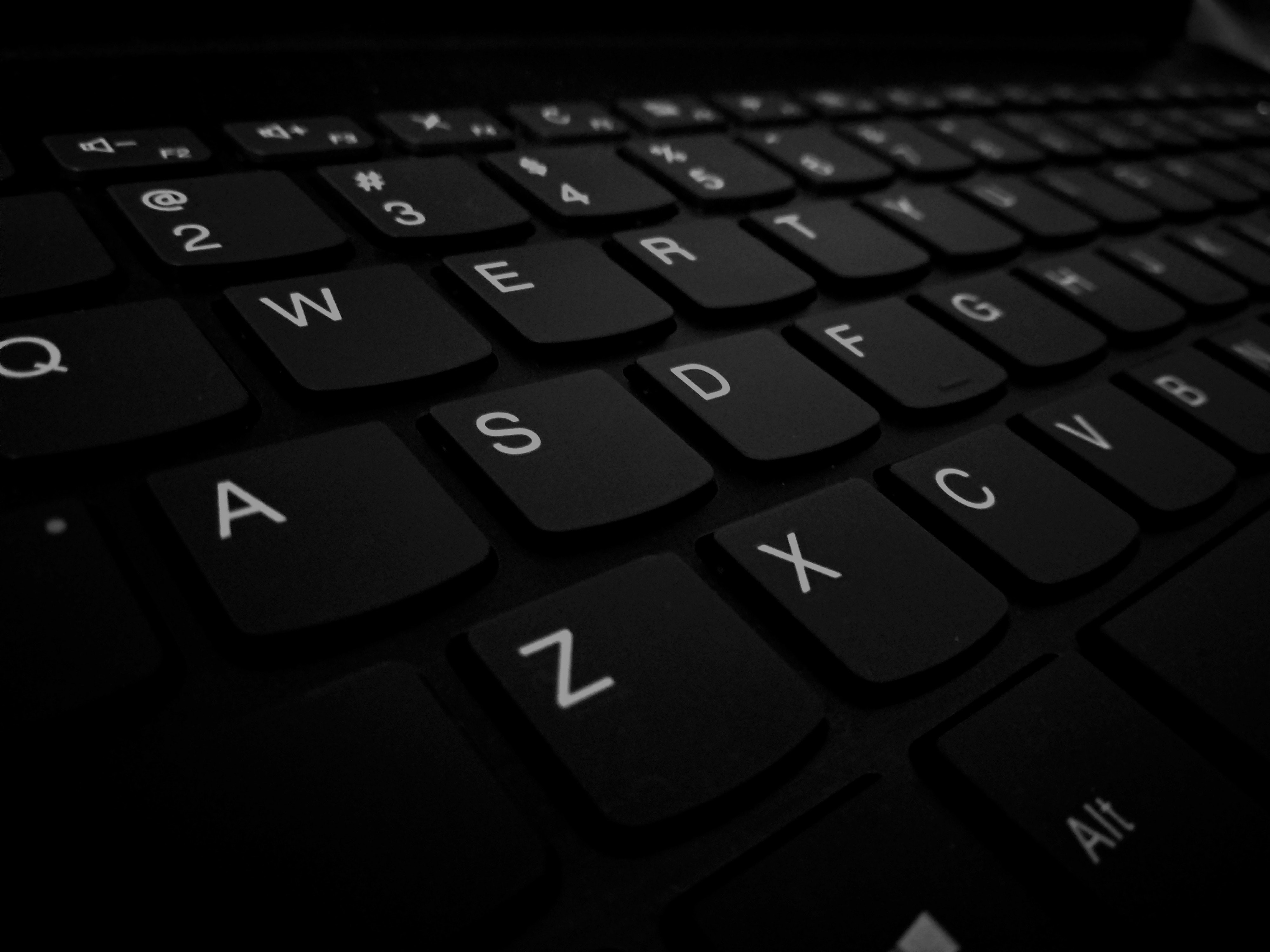 Cualquier teclado requiere de limpieza de mantenimiento regular, dependiendo de la frecuencia de su uso (Crédito: pixbay)