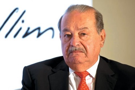 Carlos Slim estudió Ingeniería Civil en la Universidad Nacional Autónoma de México. 
TWITTER
