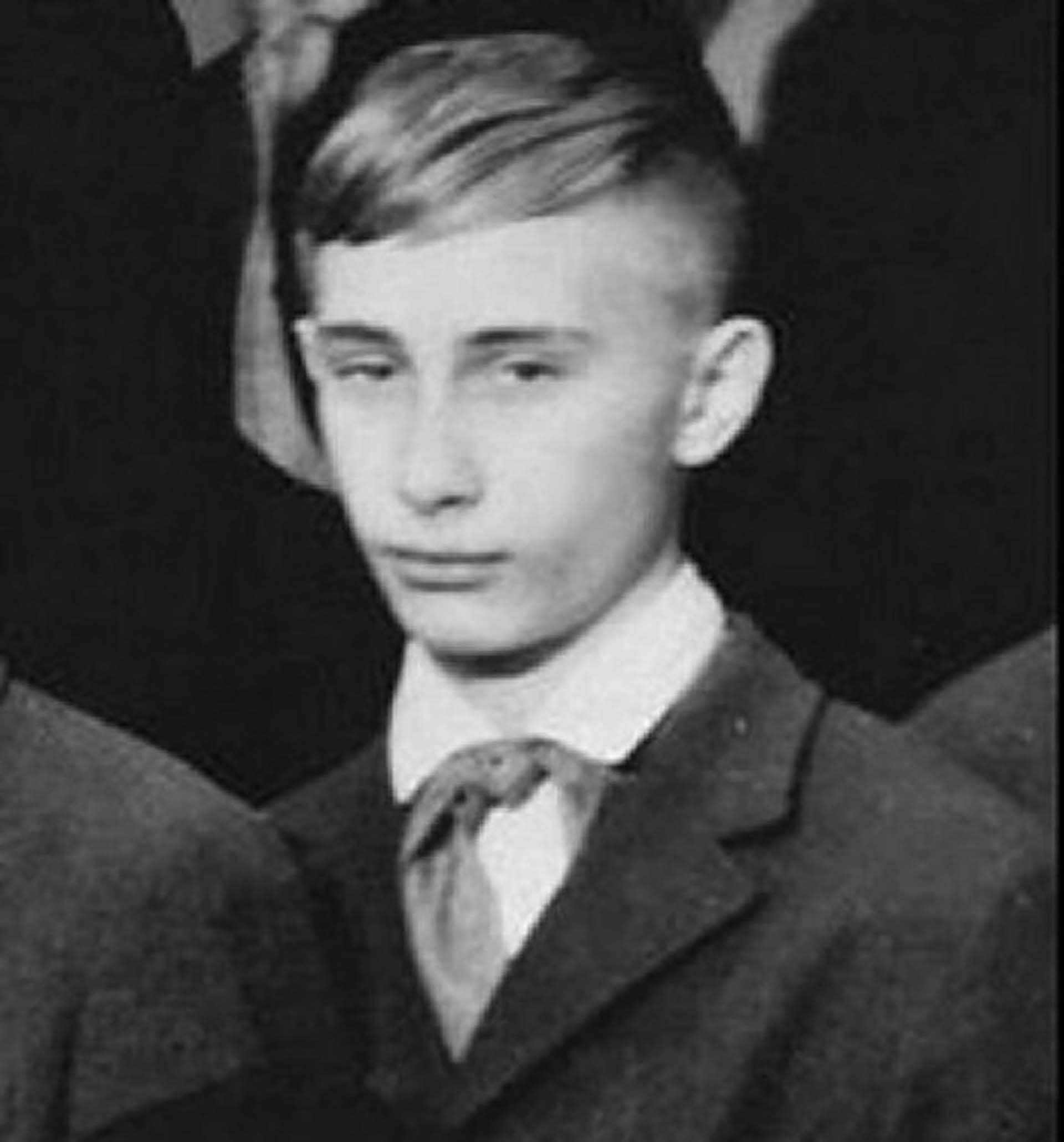 A los 16 años, Putin se acercó al KGB para saber cómo ingresar. (Russian Archives/Zuma Wire/Shutterstock)