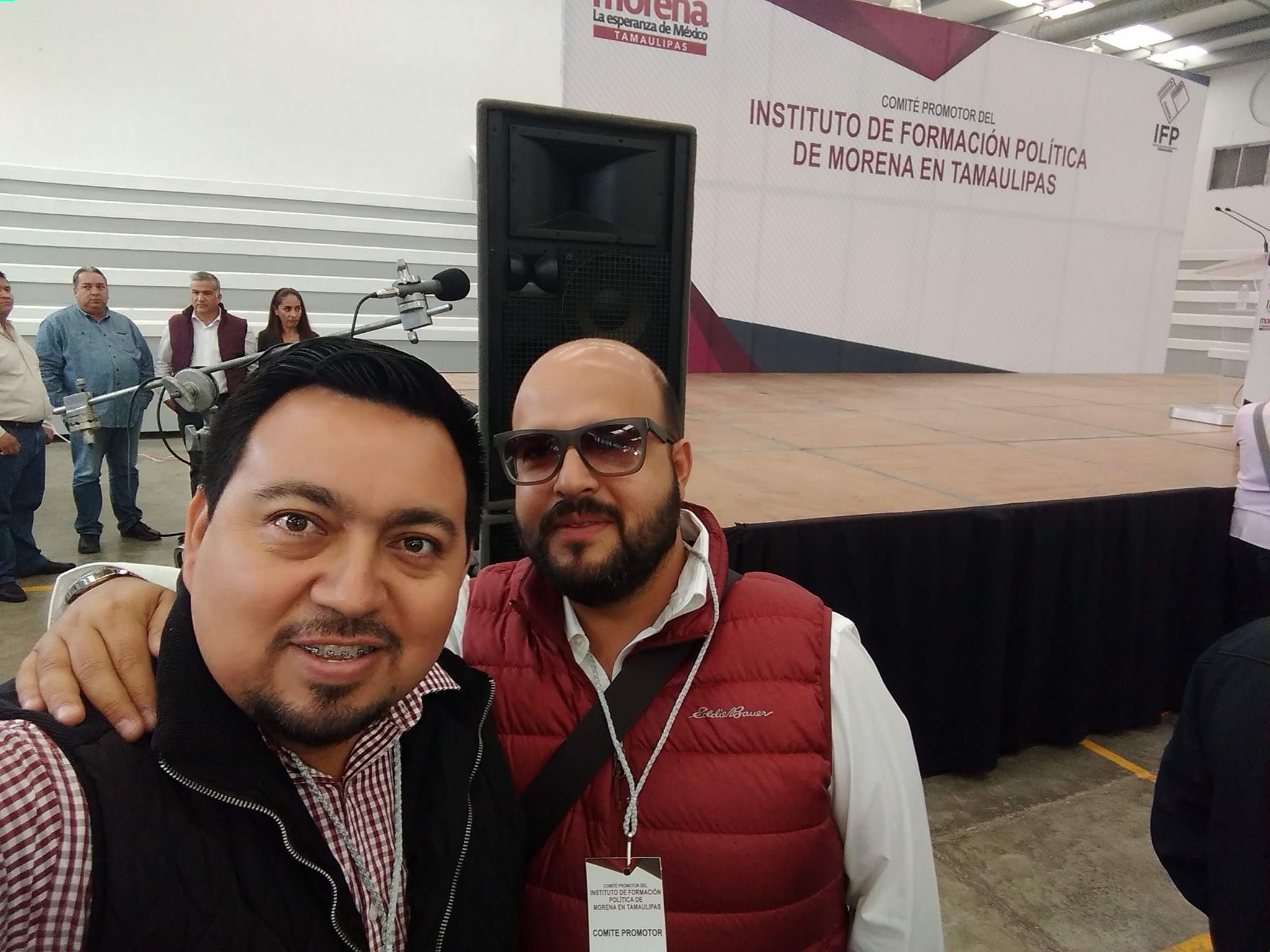Arriba el Cártel del Golfo!”: supuesto líder de Morena en Tamaulipas fue exhibido en redes - Infobae