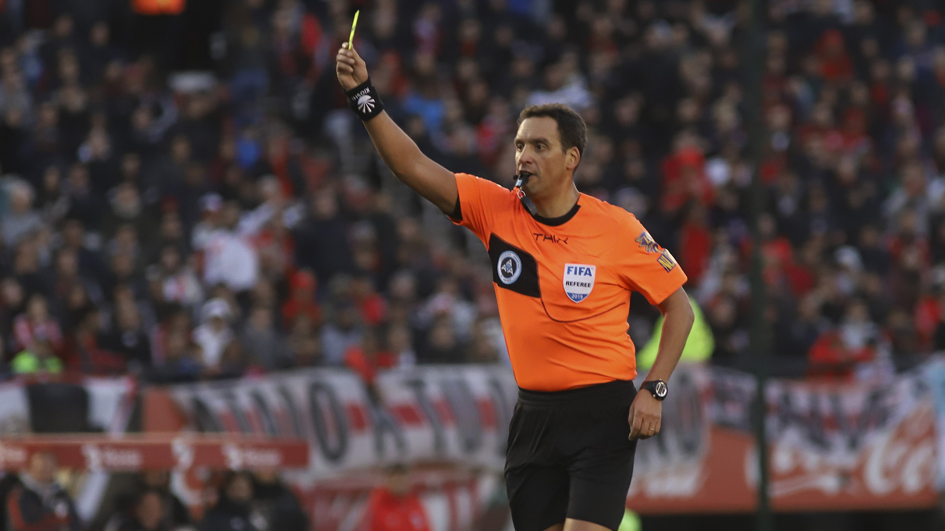 Fernando Rapallini durante el superclasico en el estadio Monumental. (Foto NA: DAMIAN DOPACIOzzzz)