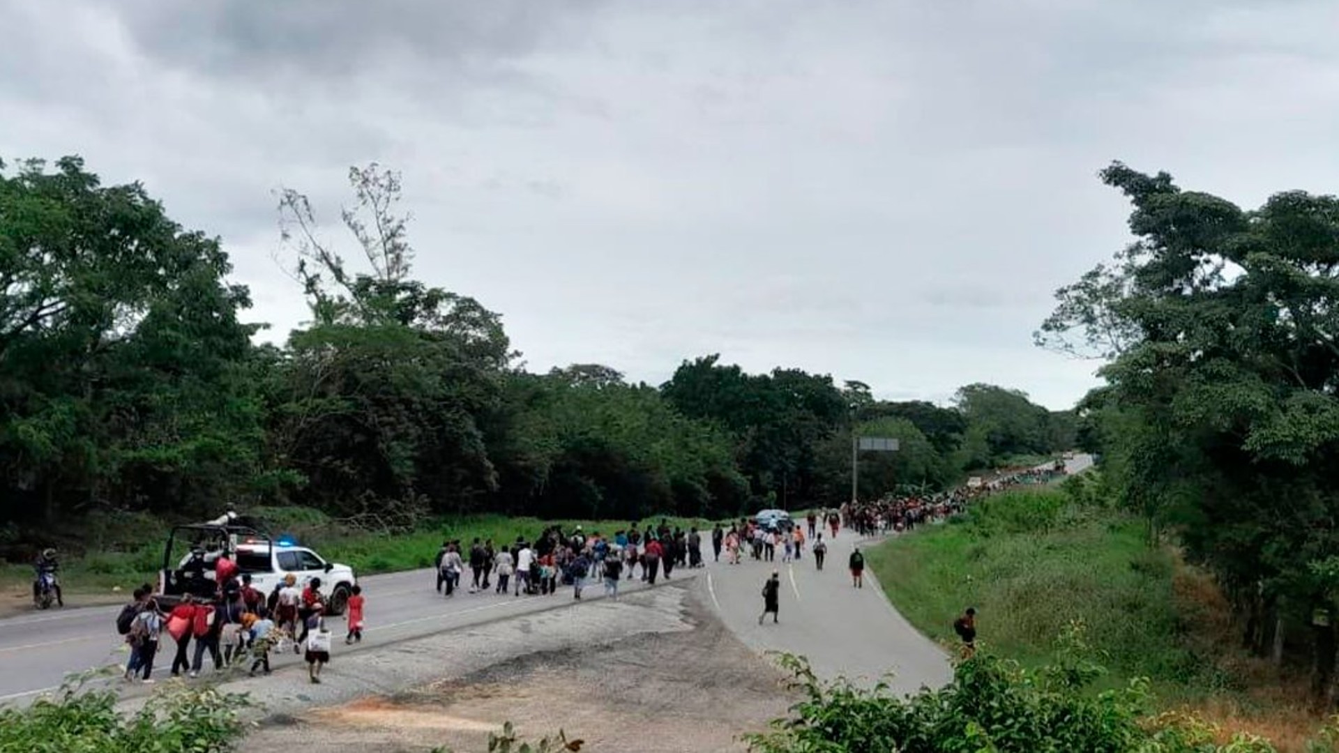 Crisis migrante mega caravana de 3 mil centroamericanos lleg a