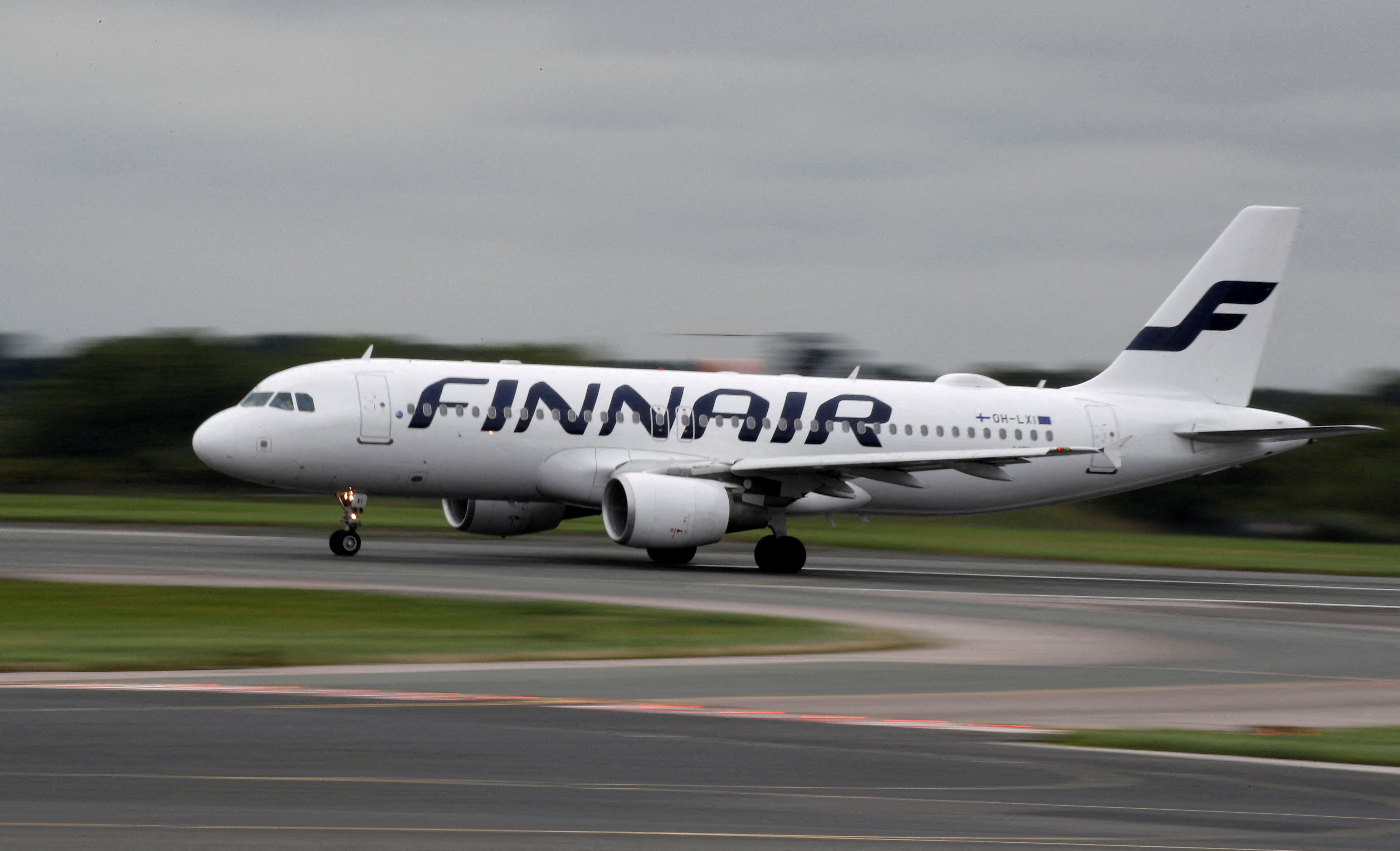 Un avión Airbus A320-200 de Finnair se prepara para despegar del aeropuerto de Manchester en Manchester, Gran Bretaña, el 4 de septiembre de 2018 (REUTERS/Phil Noble/)