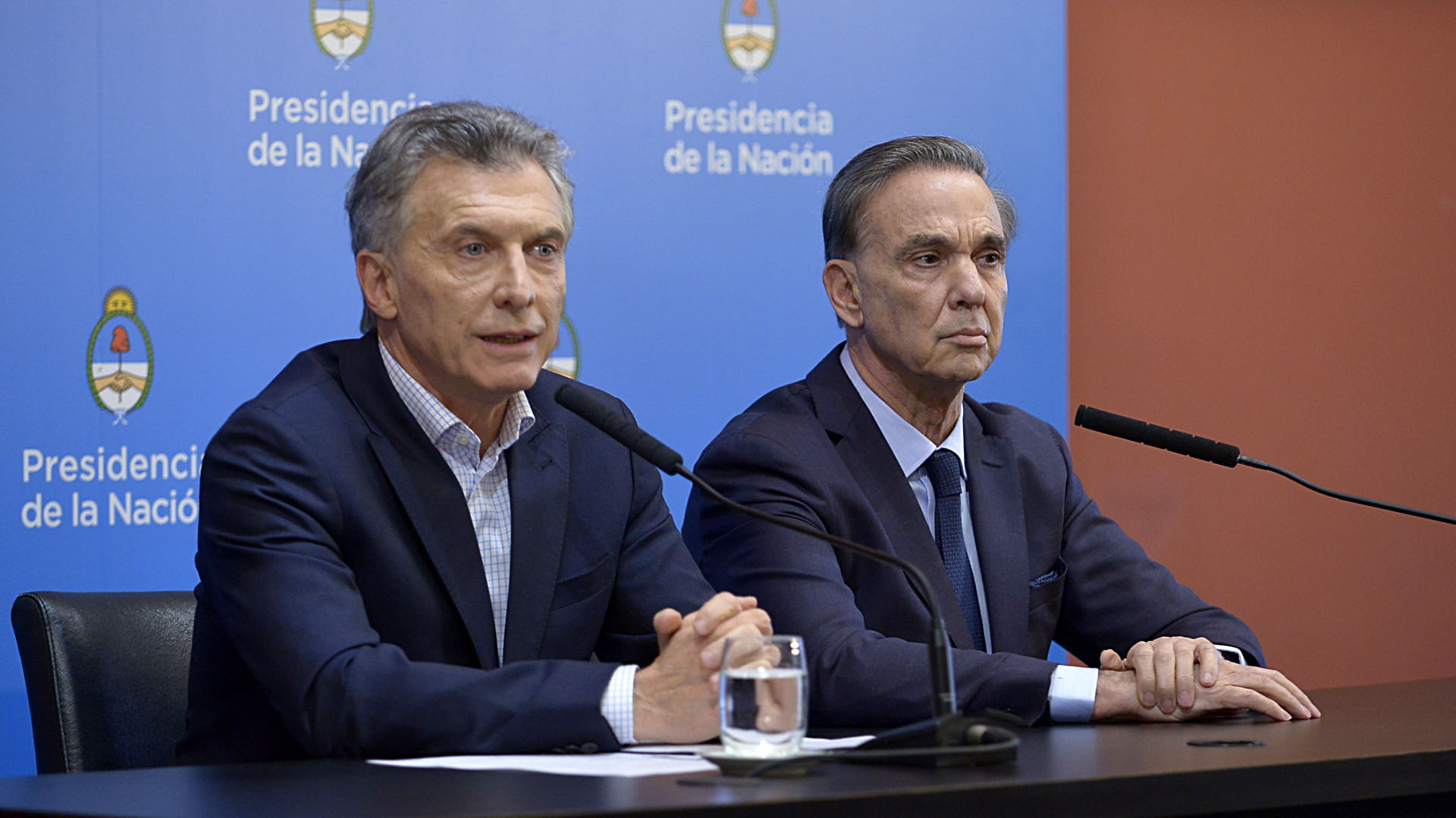 La conferencia de prensa de Macri y Pichetto el día posterior a las PASO, cuando el presidente culpó a los electores por la nueva escapada del dólar y la inflación