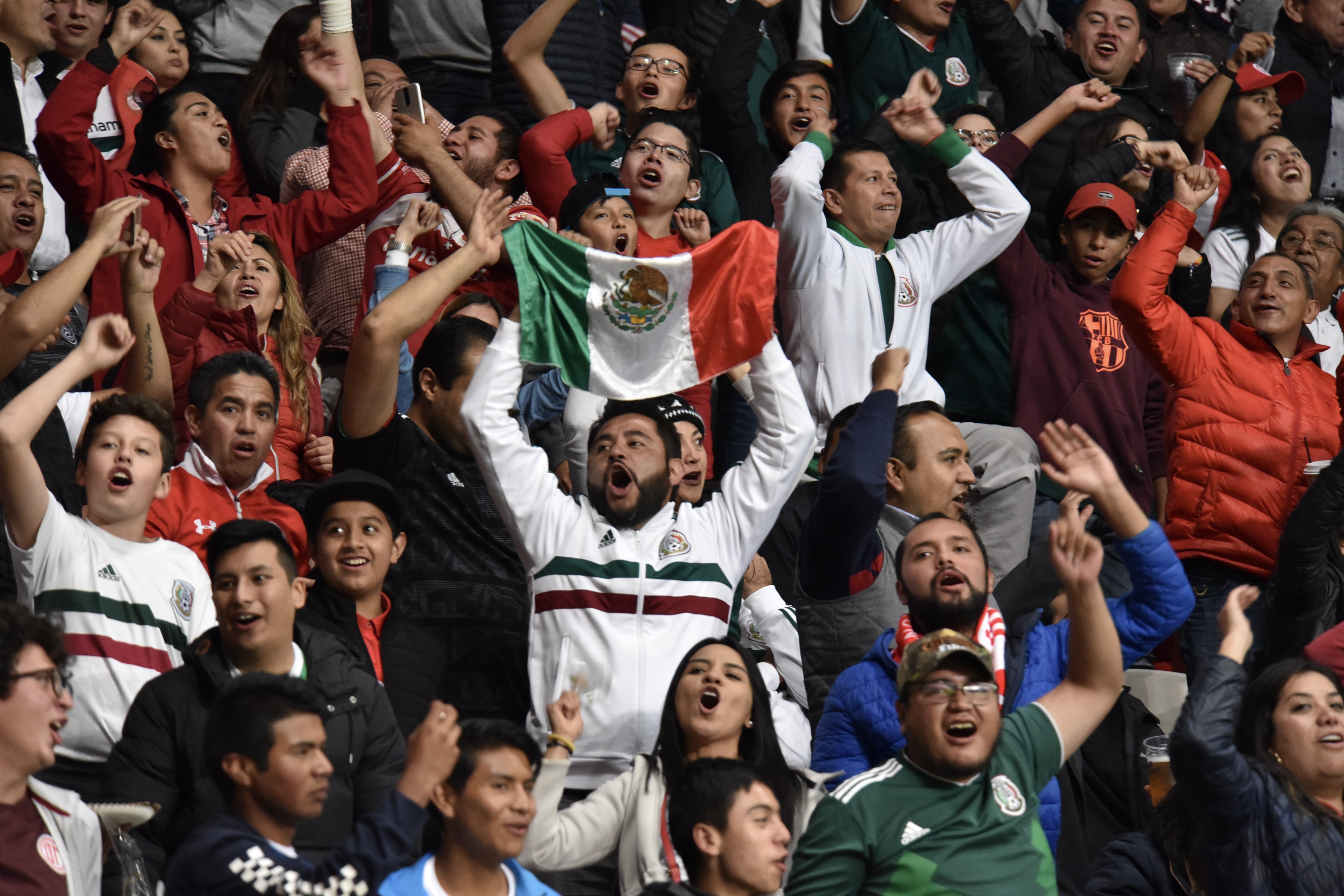 TOLUCA, ESTADO DE MÉXICO, 02OCTUBRE2019.- La Selección Nacional de Mexico de fútbol logró la victoria ante la selección de Trinidad y Tobago en un partido amistoso en la cancha del estadio Nemesio Diez, con un marcador final de   2-0. FOTO: CRISANTA ESPINOSA AGUILAR /CUARTOSCURO.COM