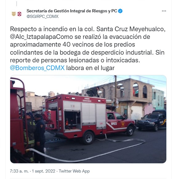 Varias decenes de vecinos tuvieron que ser desalojados para que los servicios de emergencia procedieran a controlar el fuego (Foto: Twitter@SGIRPC_CDMX)