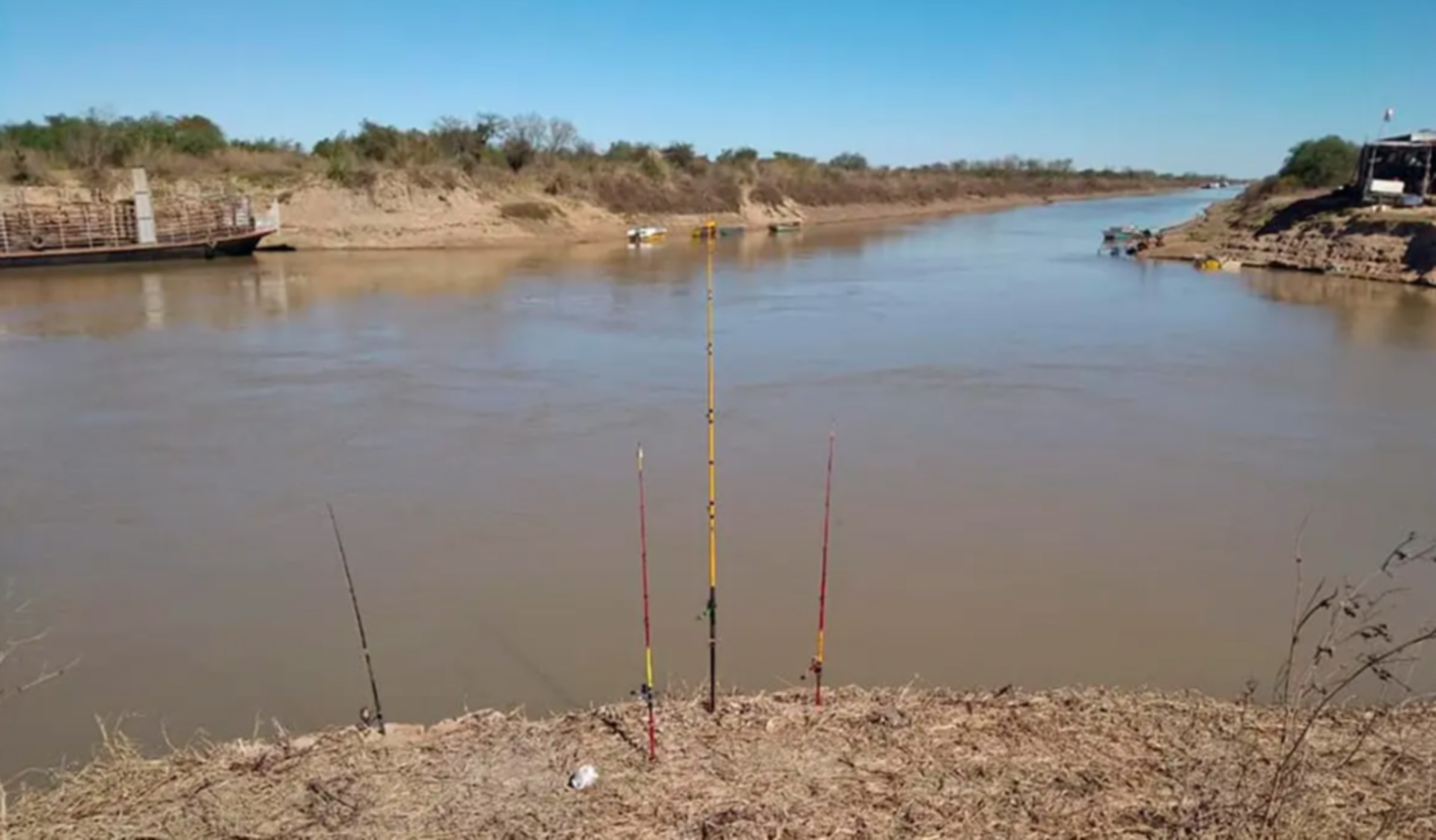 Balearon a un pescador en el r&iacute;o Paran&aacute; luego de una discusi&oacute;n y los agresores permanecen pr&oacute;fugos