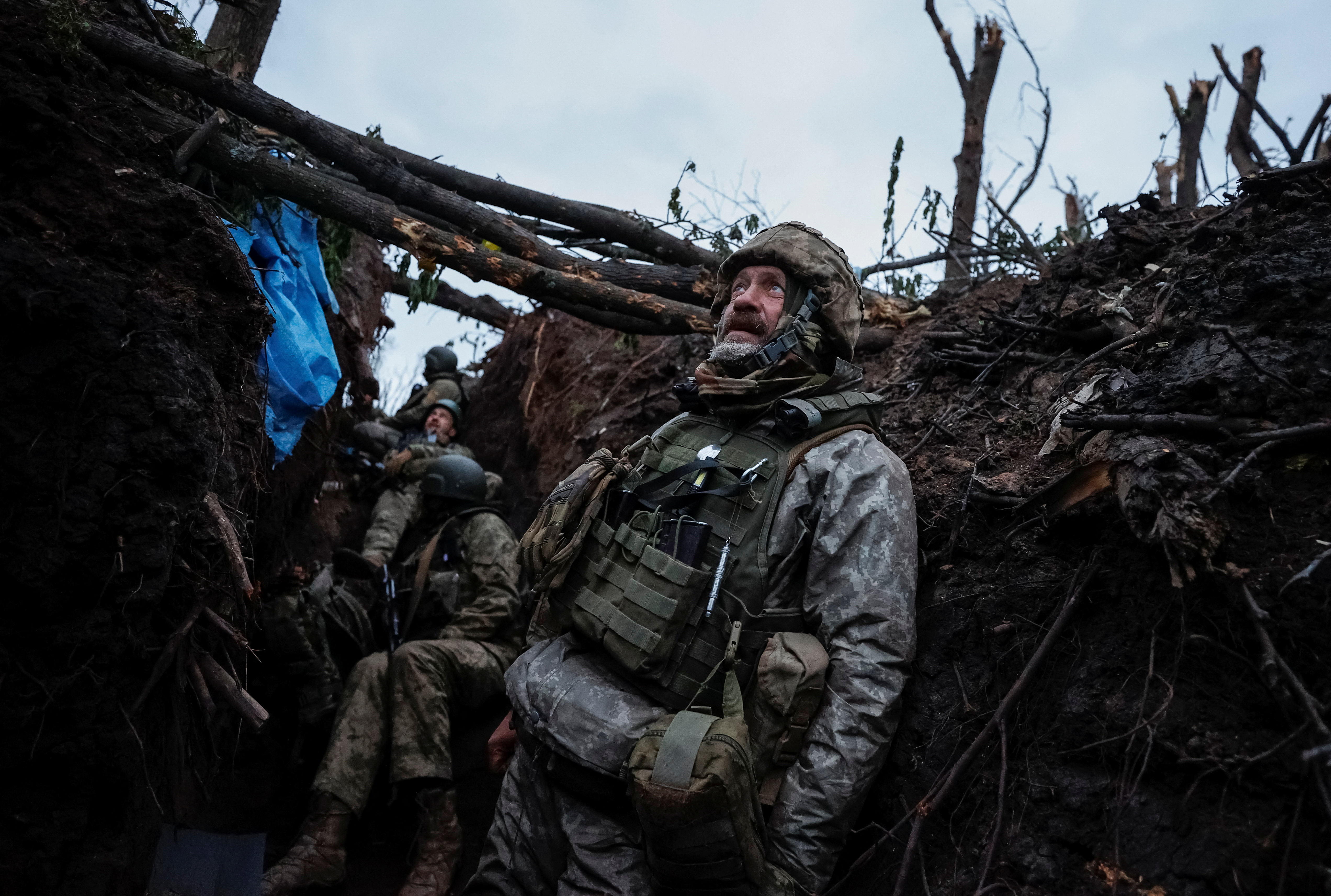 Ukrainian soldiers guard their positions around Bakhmut (via Reuters)