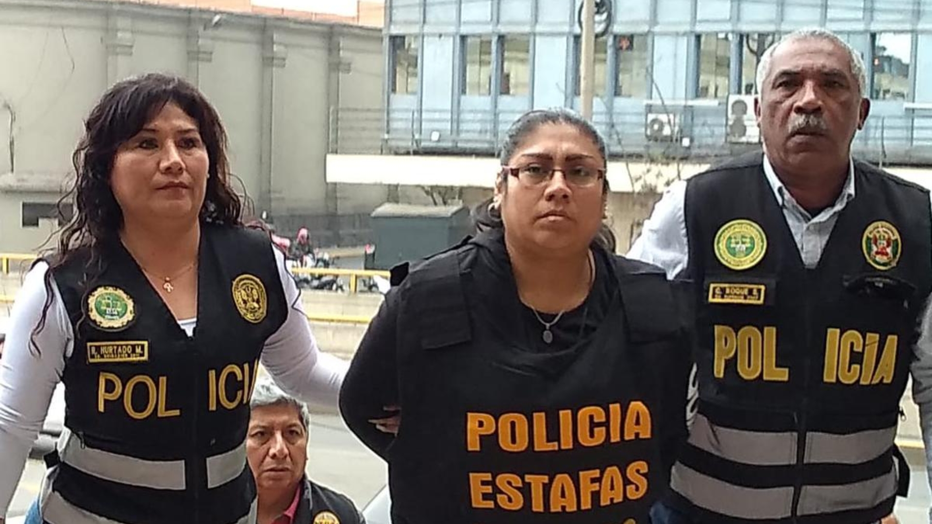 La policía ha capturado en el último año a más de 180 estafadores en el país | Foto PNP