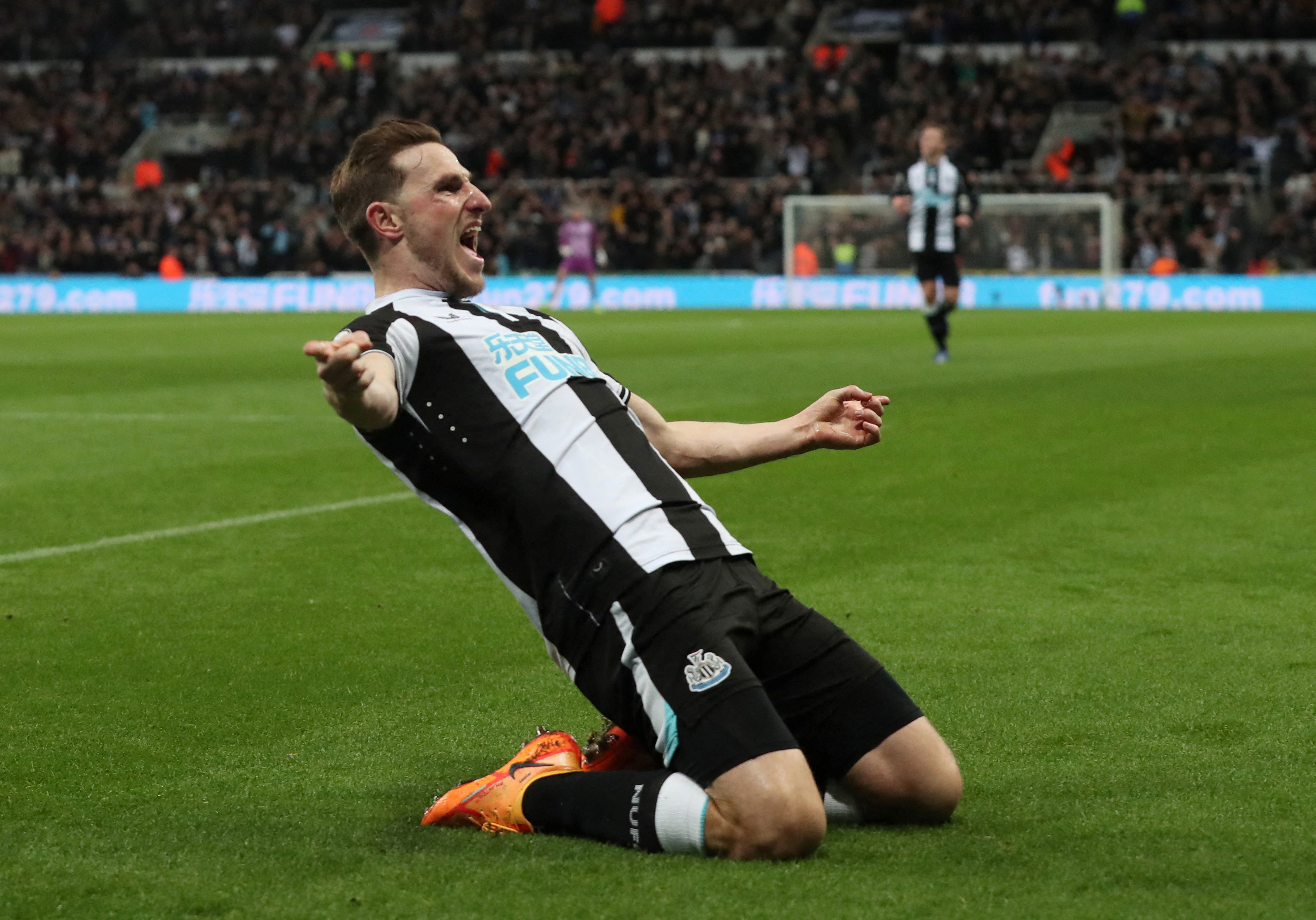 Chris Wood jugó el último semestre con la camiseta de Newcastle (Foto: Reuters)