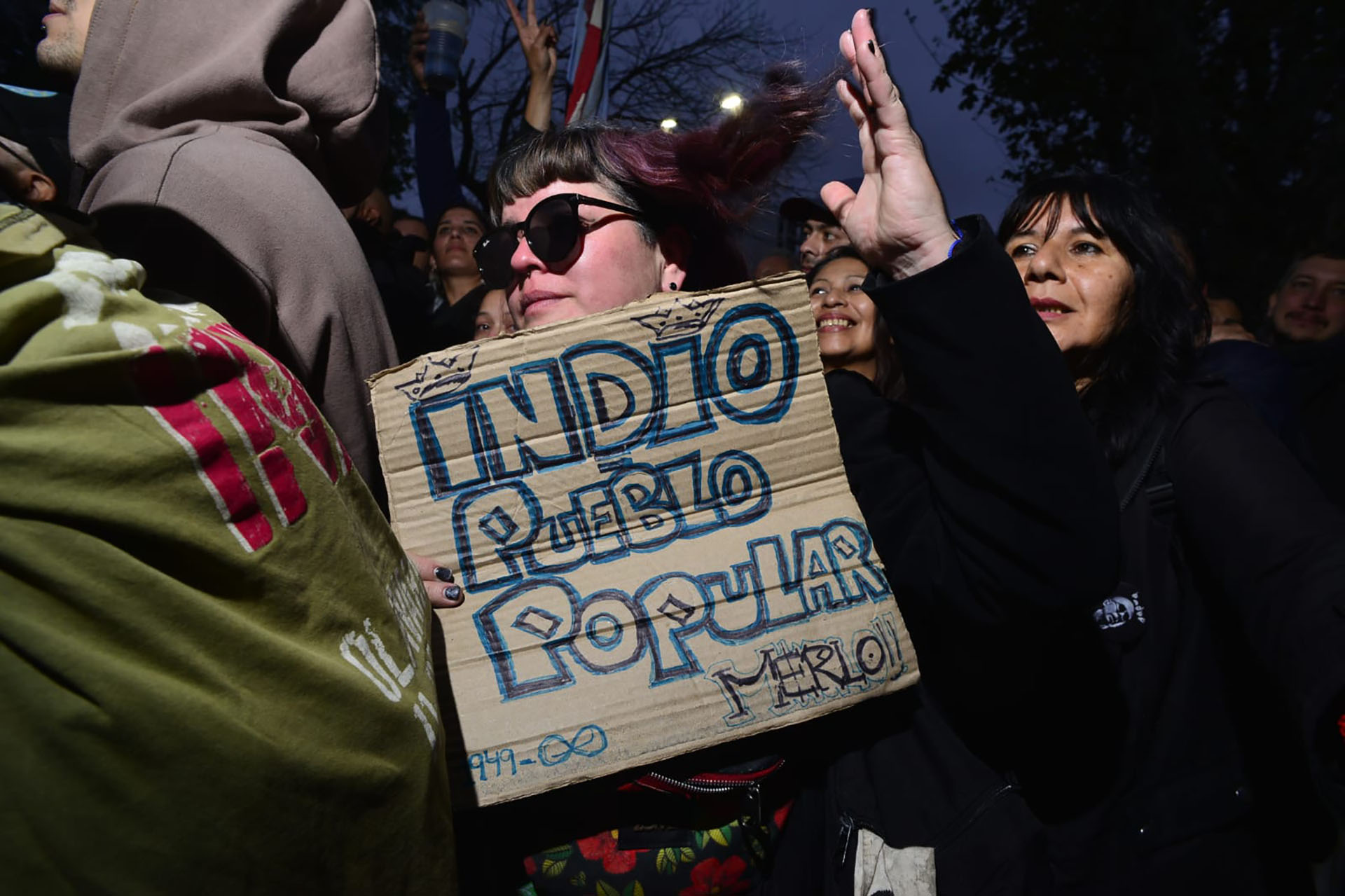 El mensaje pol&iacute;tico de una multitud unida en el hist&oacute;rico velatorio al Indio Solari y los s&iacute;ntomas de una Argentina rota