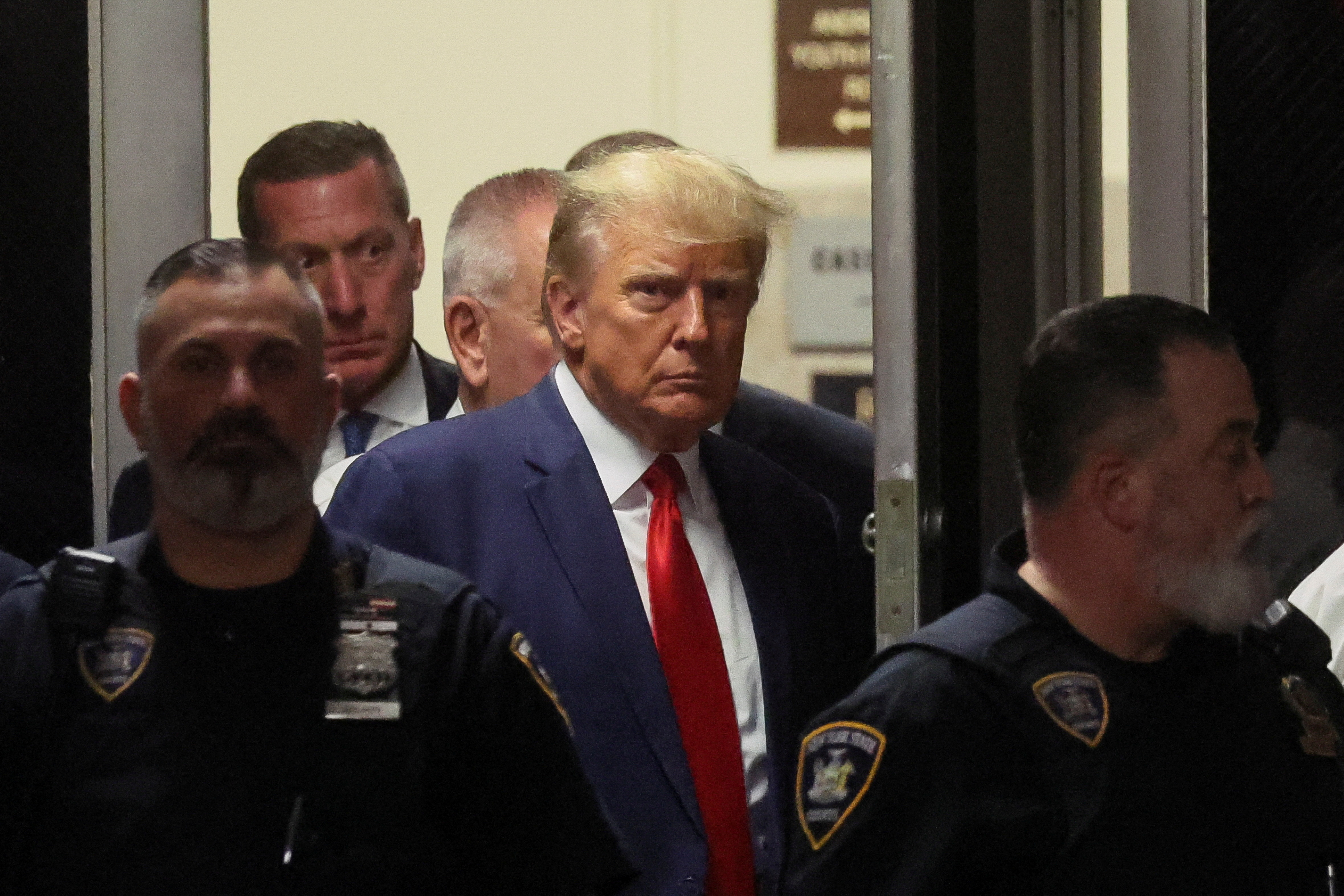 Trump fue acusado de 34 delitos graves (REUTERS/Brendan McDermid)