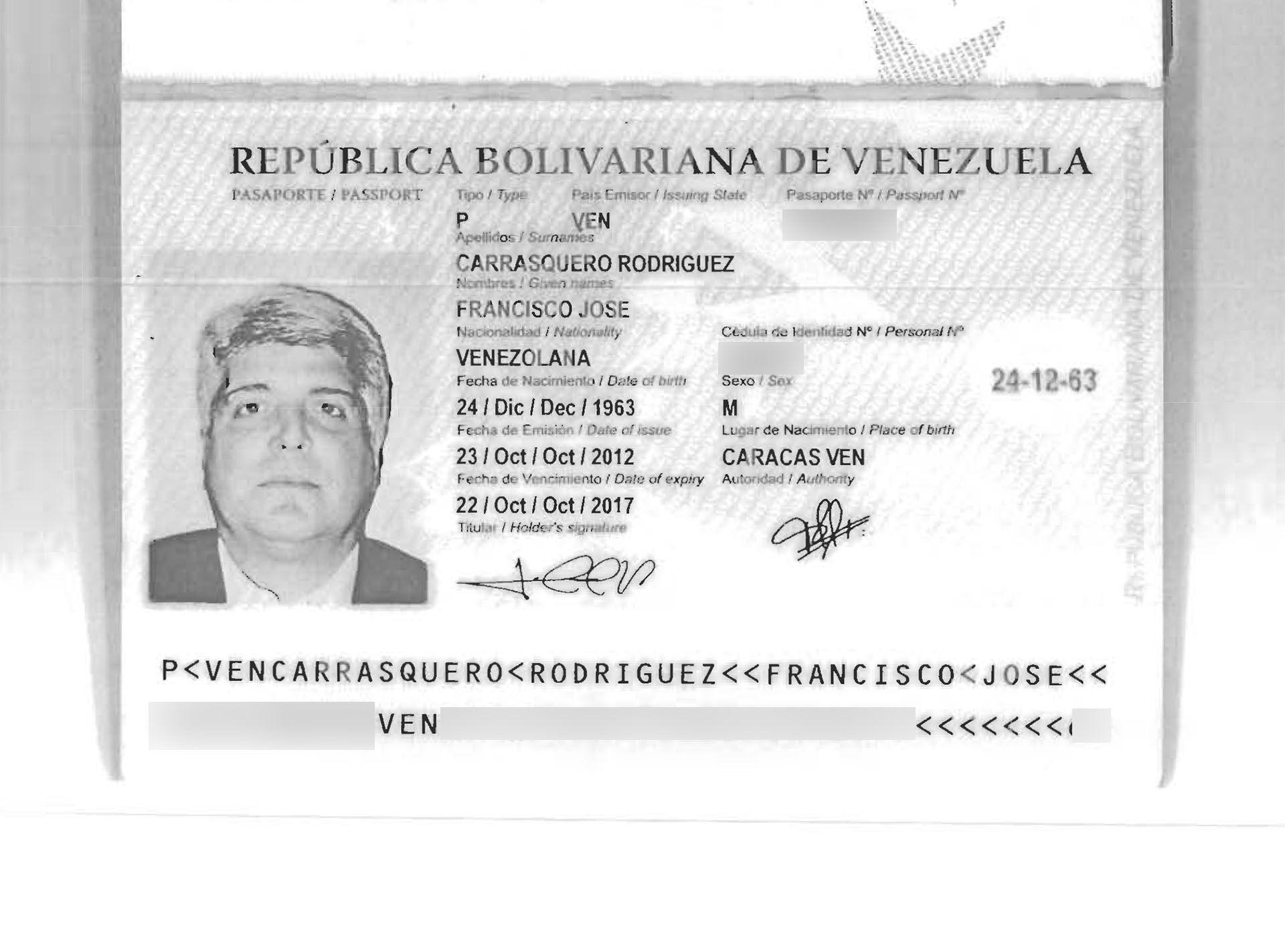 El pasaporte del venezolano Francisco Carrasquero 