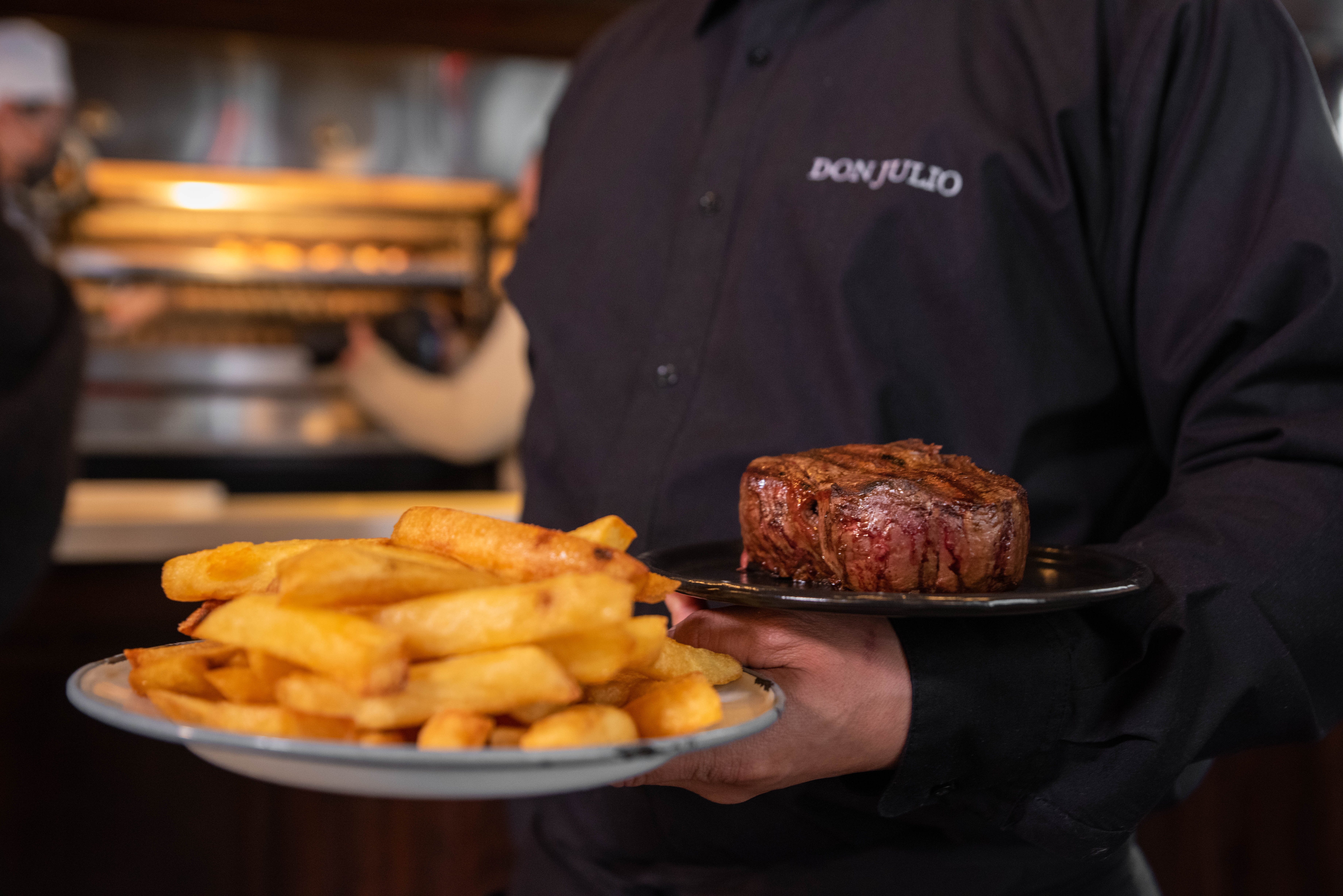 Reapertura Parrilla Restaurante Don Julio - Buenos Aires, Argentina (Foto: Franco Fafasuli)