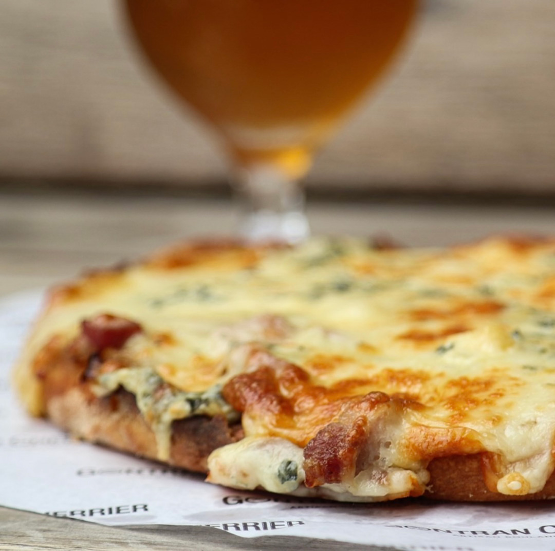 Pizza grande ideal para innovar y sorprender a tus amigos
Foto: @gontrancherrierar