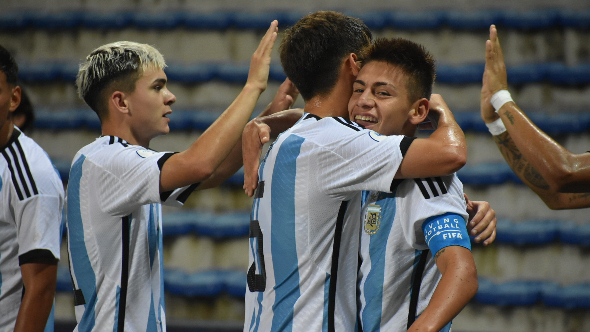 Con una gran actuación de Echeverri, Argentina venció 4-2 a Venezuela en el inicio del Sudamericano Sub 17