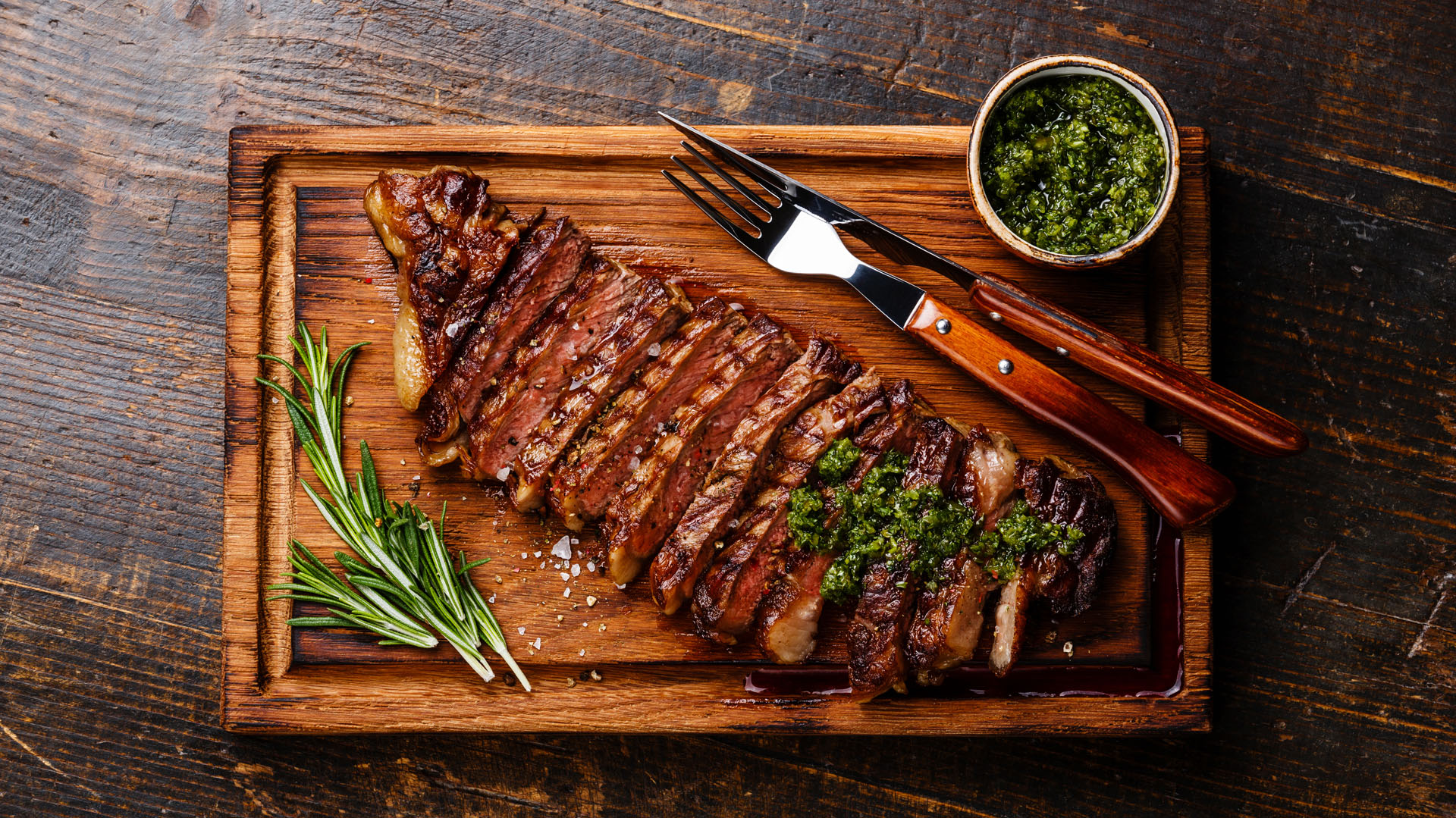 La carne es uno de los alimentos más ricos en hierro (Shutterstock)
