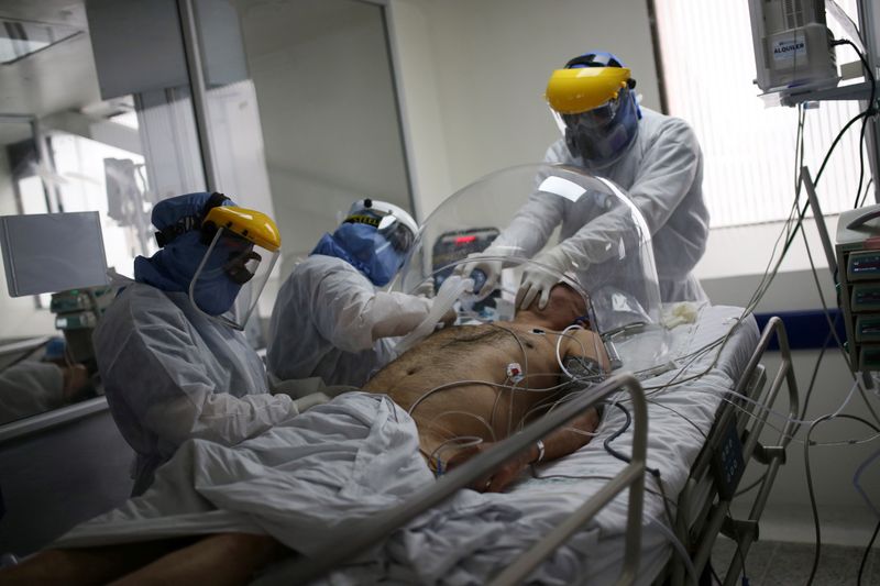 En la Guajira, médicos deben decidir que pacientes reciben atención en UCI, por colapso hospitalario