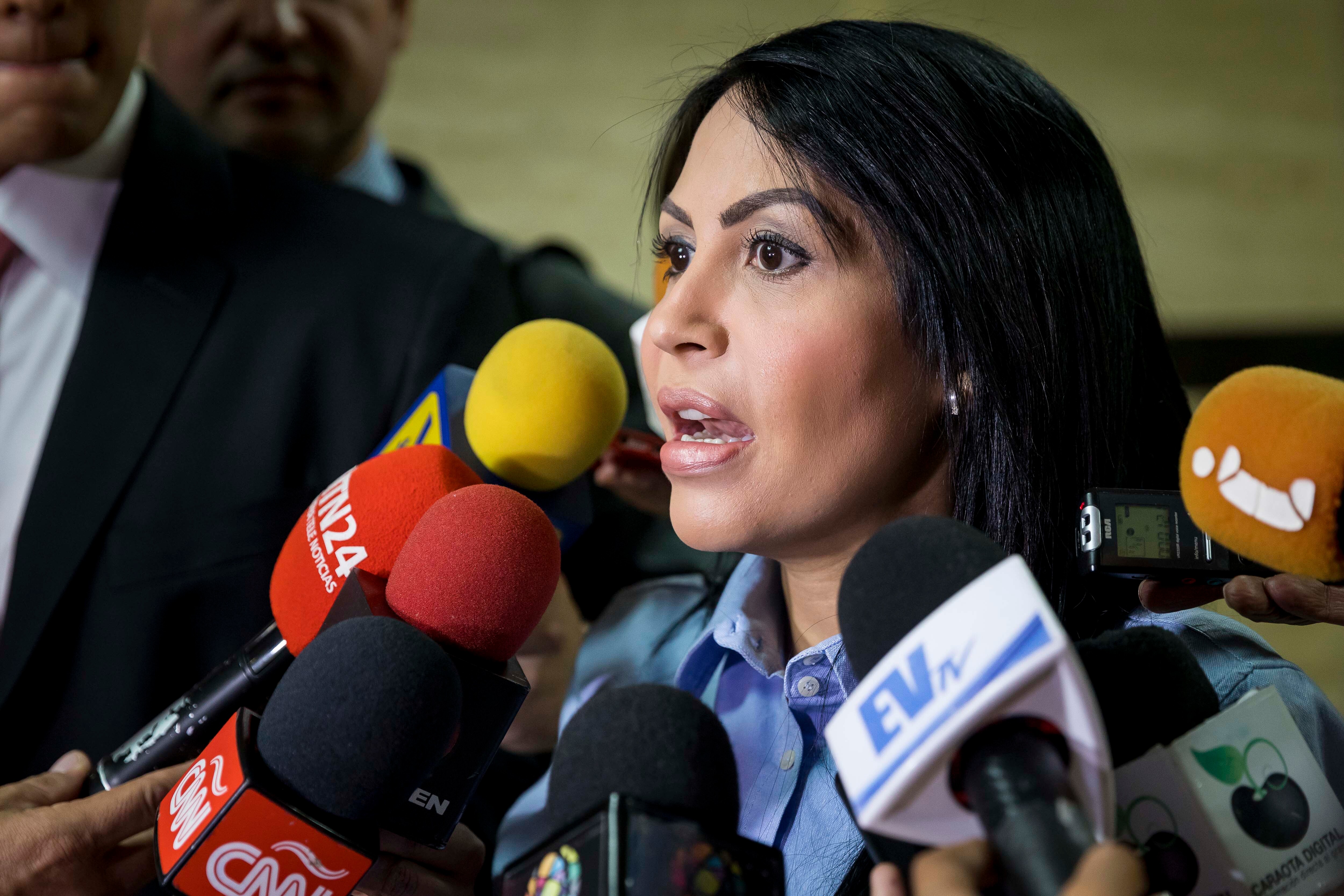Delsa Solorzano recordó el referéndum de 2003 contra Hugo Chávez, episodio en el que se publicaron los nombres de los firmantes (EFE)