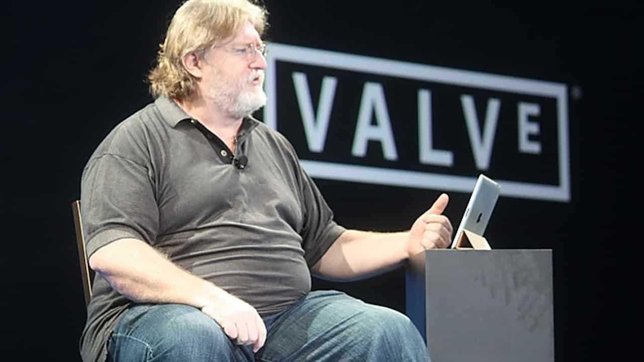 Gabe Newell, dueño de Valve, entregó en mano varias Steam Deck firmadas 