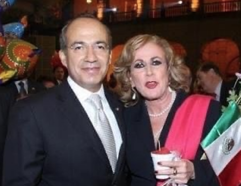 Laura Zapata y Felipe Calderón durante el sexenio panista
 (Foto: IG laurazapataoficial)