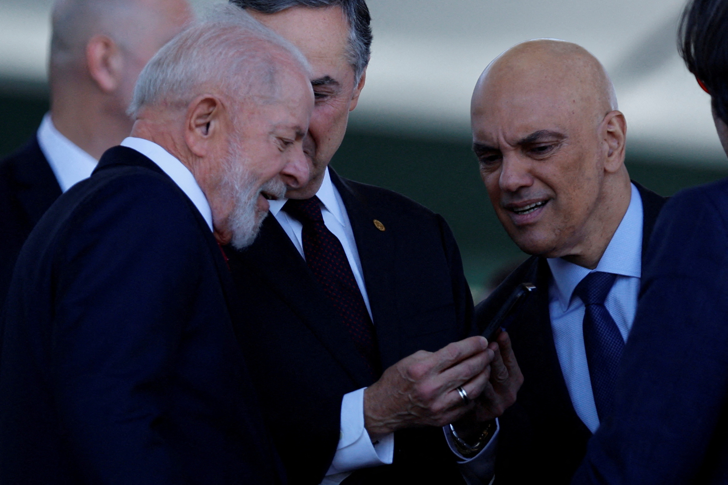 La orden de detención de Alexandre de Moraes contra Flávio Bolsonaro abrió un nuevo frente de crisis para Lula da Silva